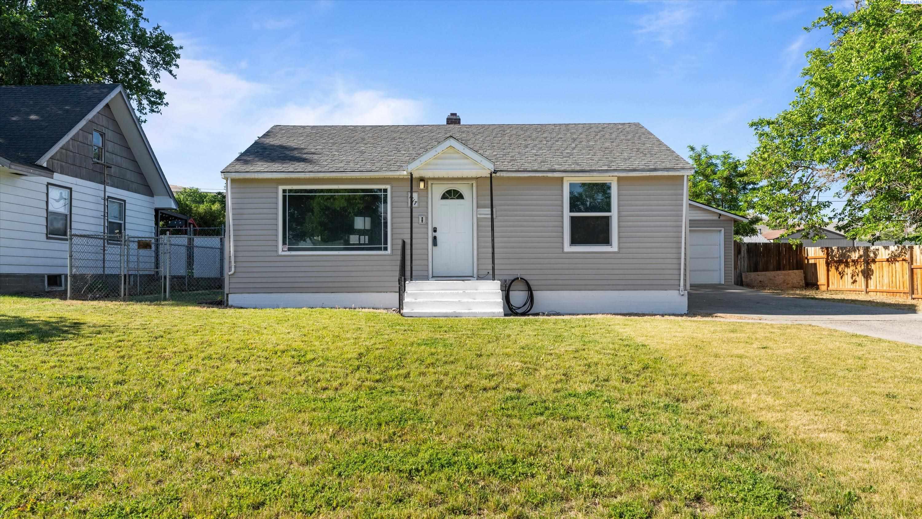 1817 Benson Ave., Prosser WA 99350