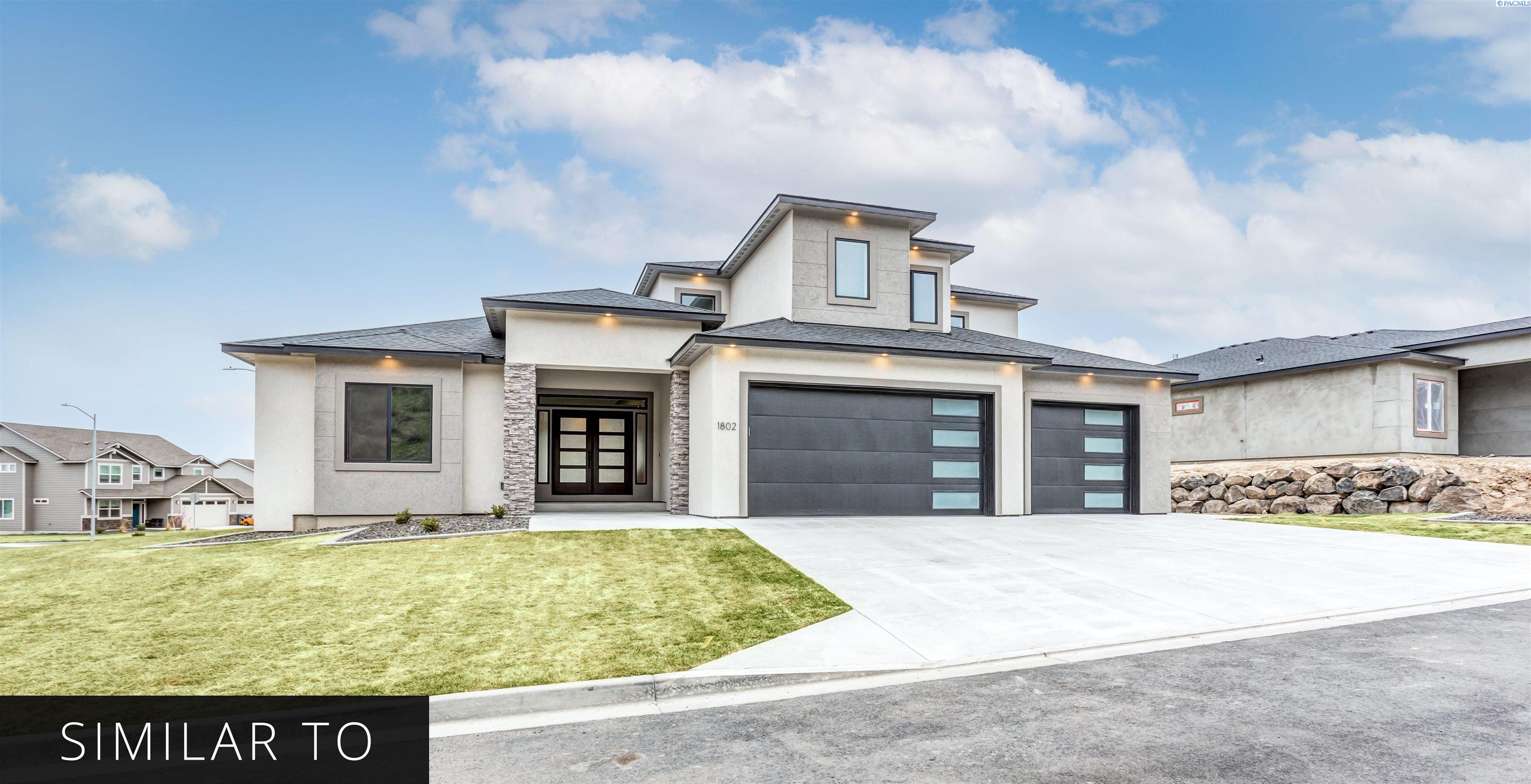 7978 12th Ave, Kennewick, WA 99338