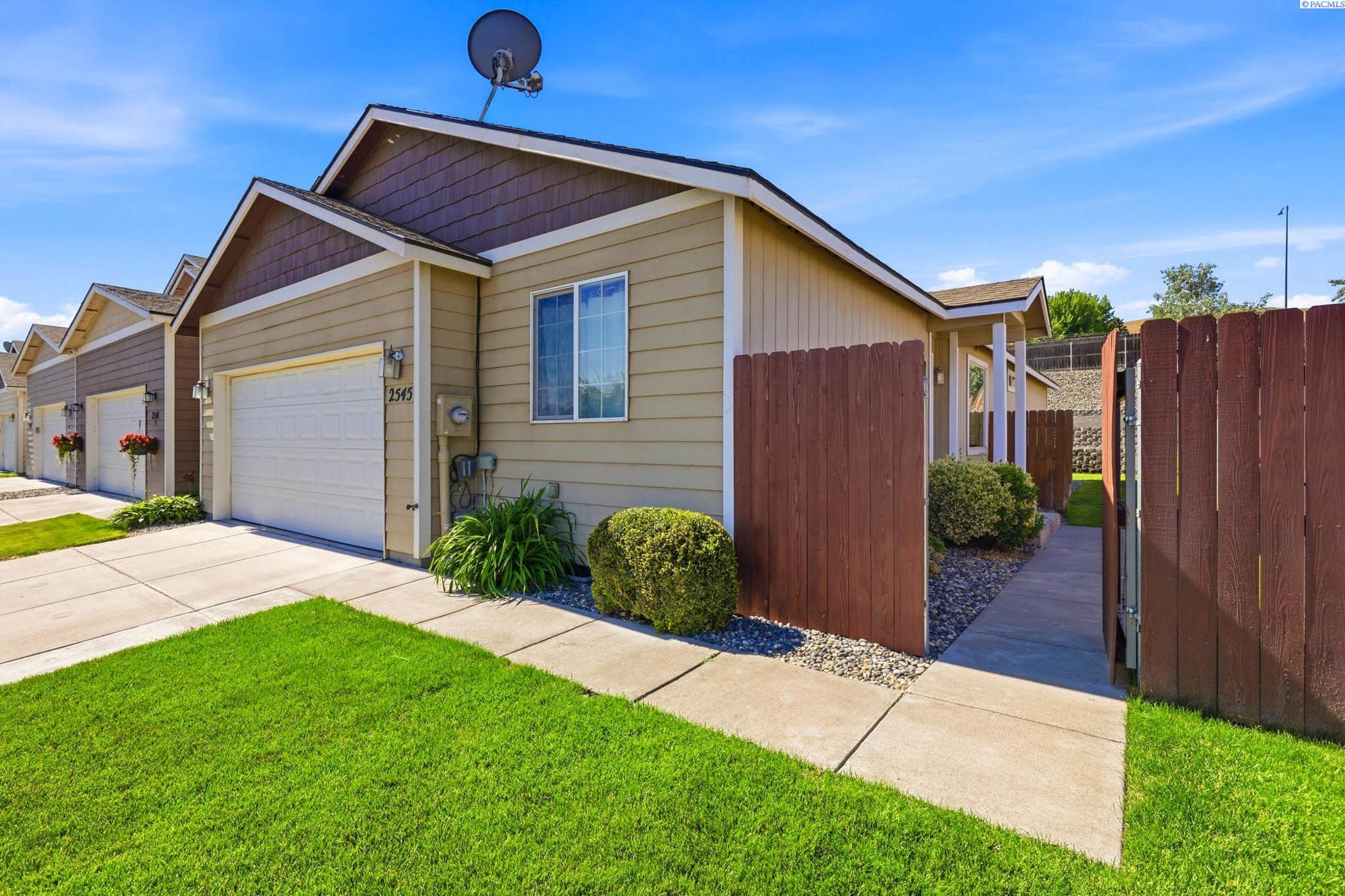 2545 Jason Lp, Richland, WA 99352