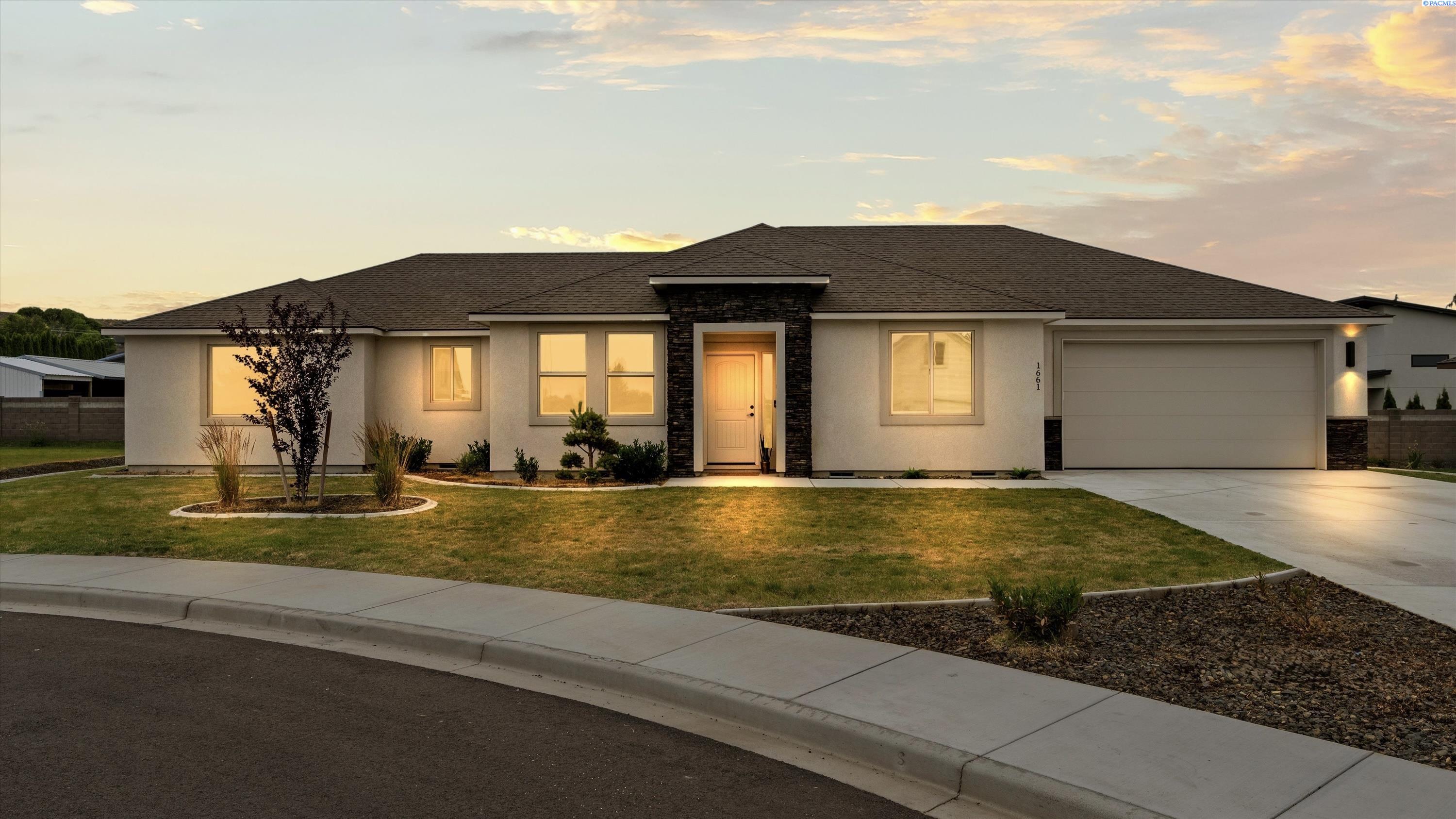 1661 Livorno Ave, Richland, WA 99352