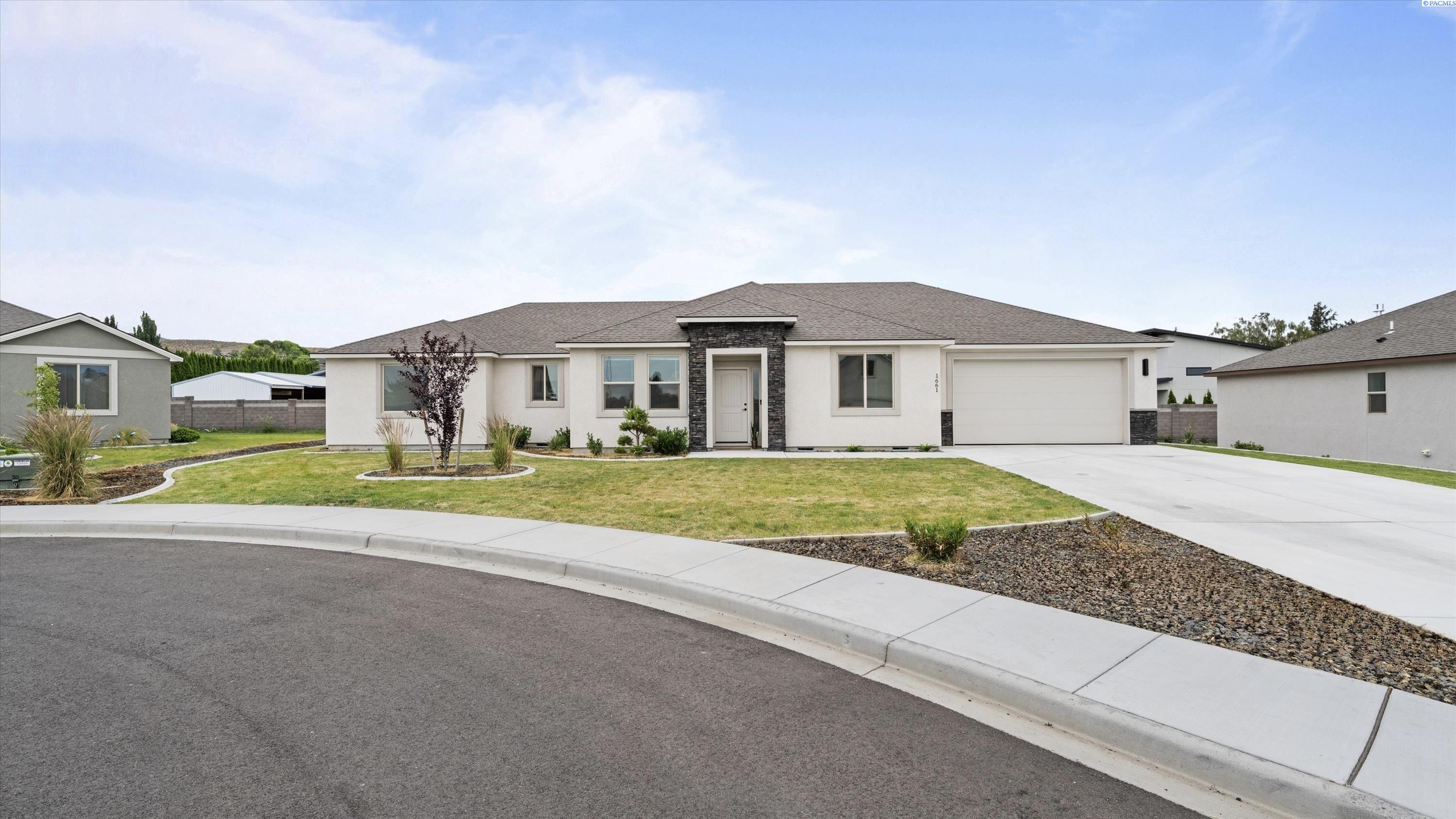 1661 Livorno Ave, Richland, WA 99352