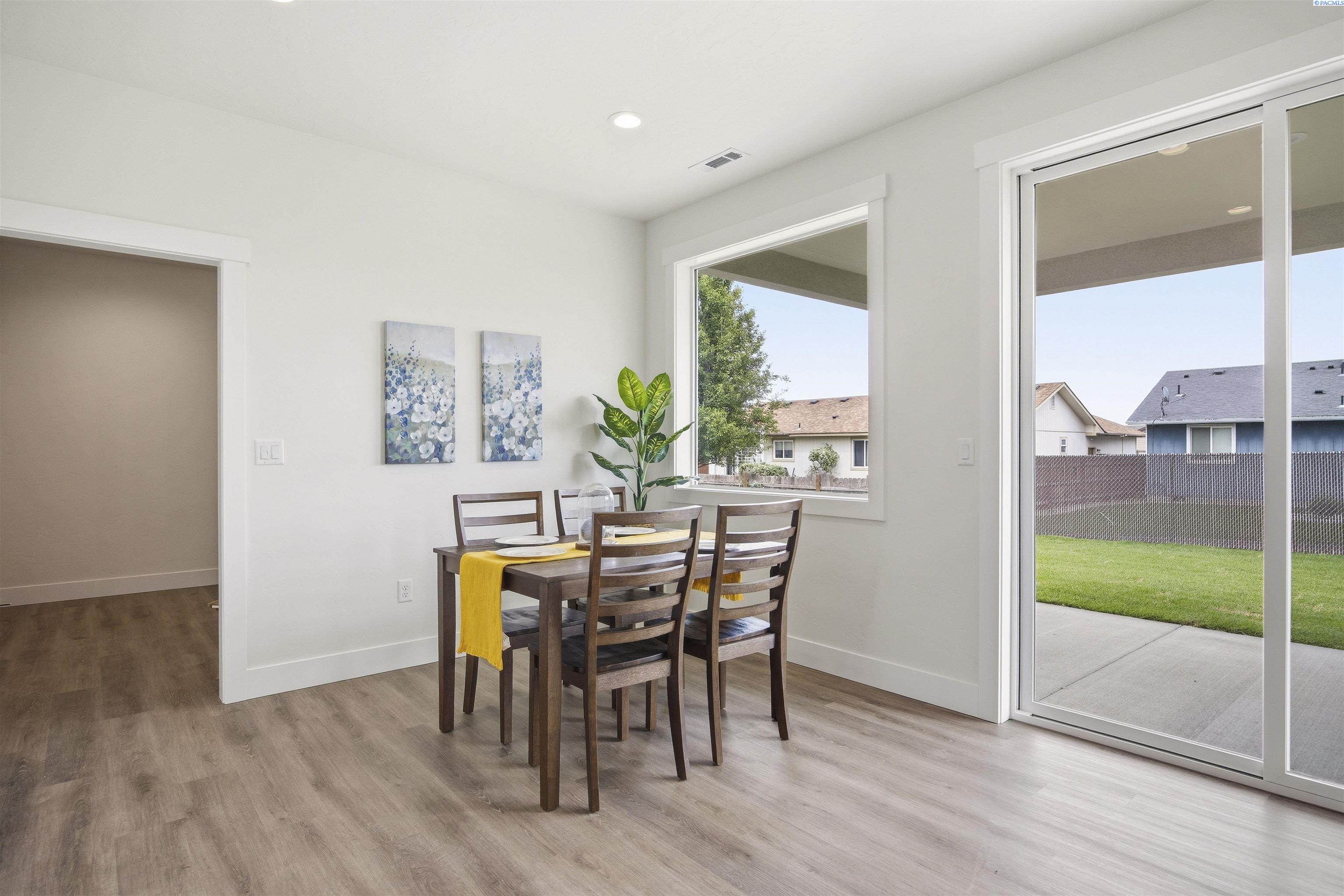 308 Victoria St, Sunnyside, WA 98944