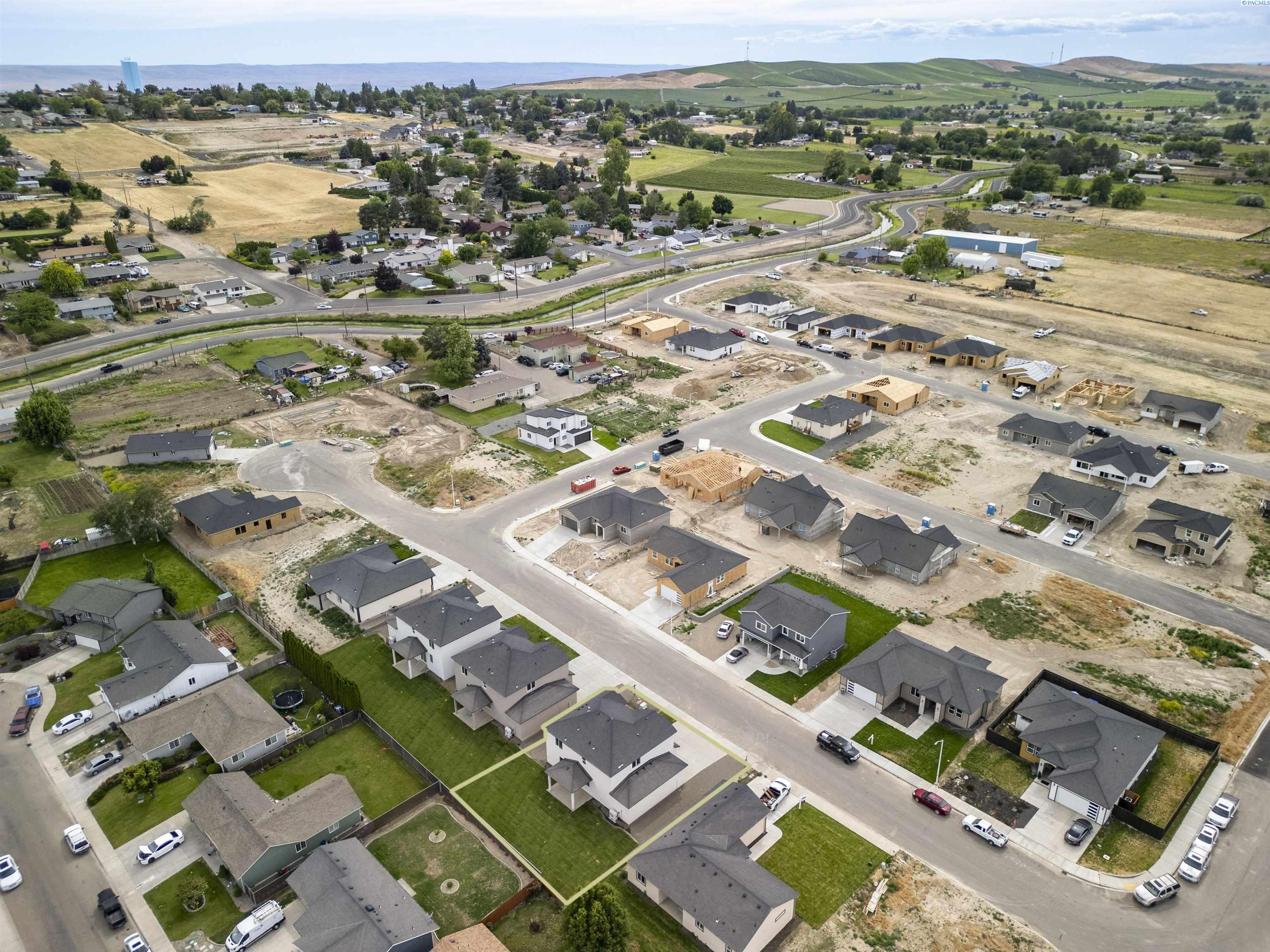 308 Victoria St, Sunnyside, WA 98944