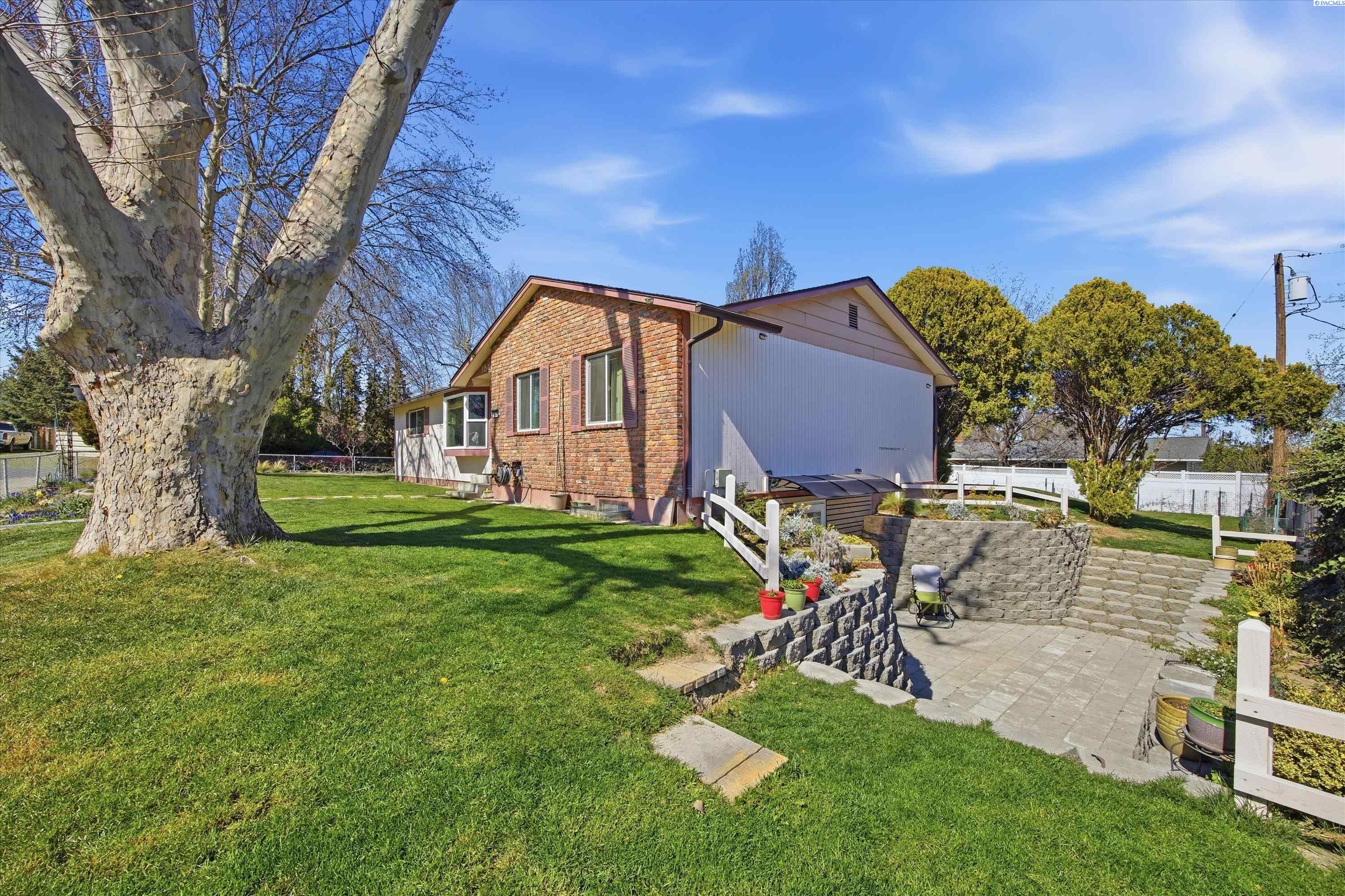 1840 11th Ave, Kennewick, WA 99336-0000
