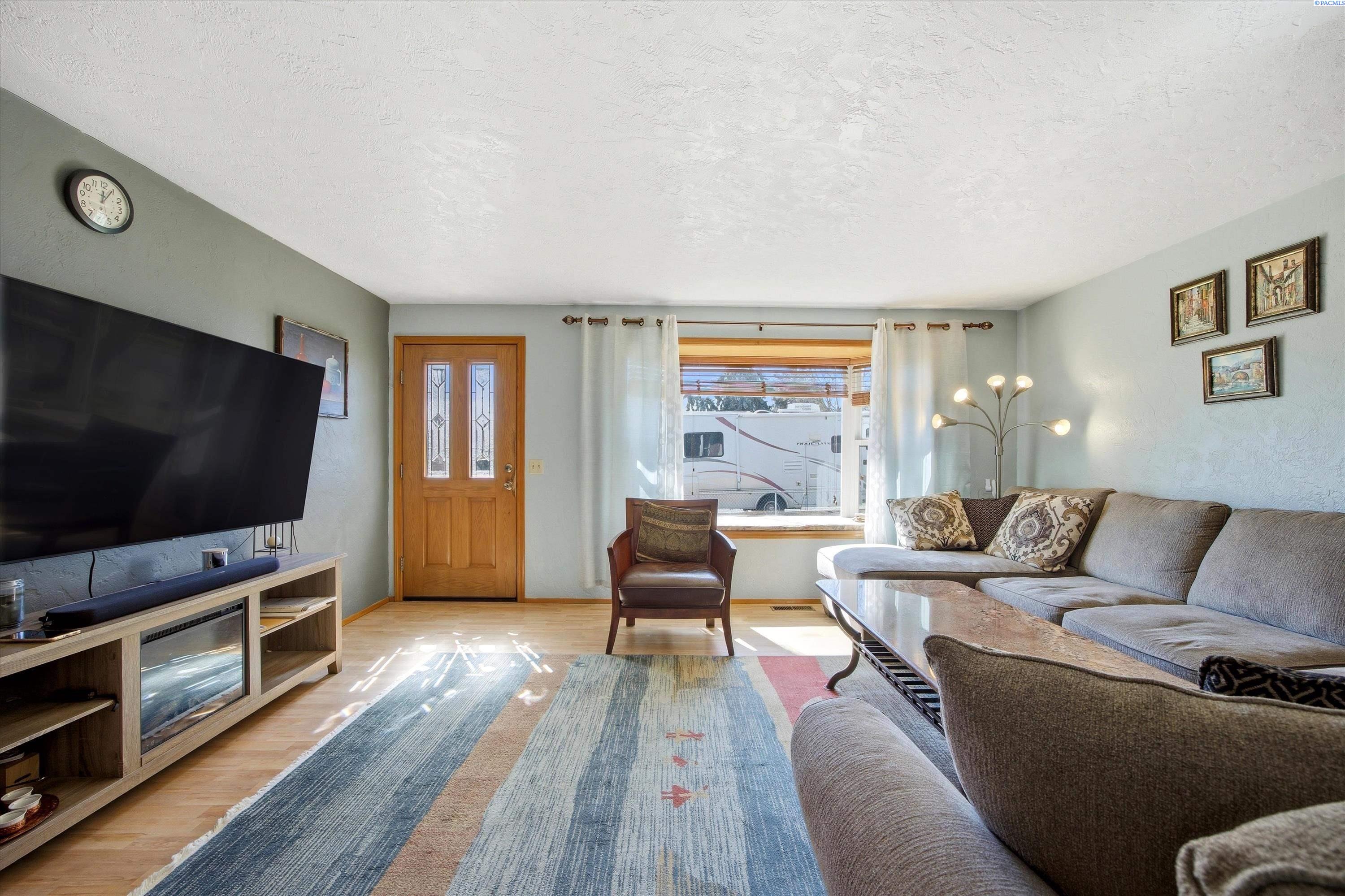 1840 11th Ave, Kennewick, WA 99336-0000