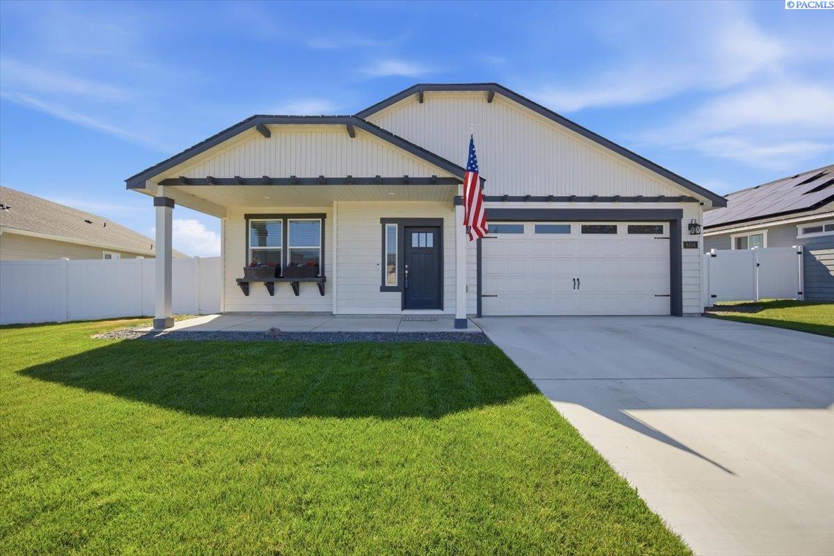 6114 Melita Ln, Pasco WA 99301