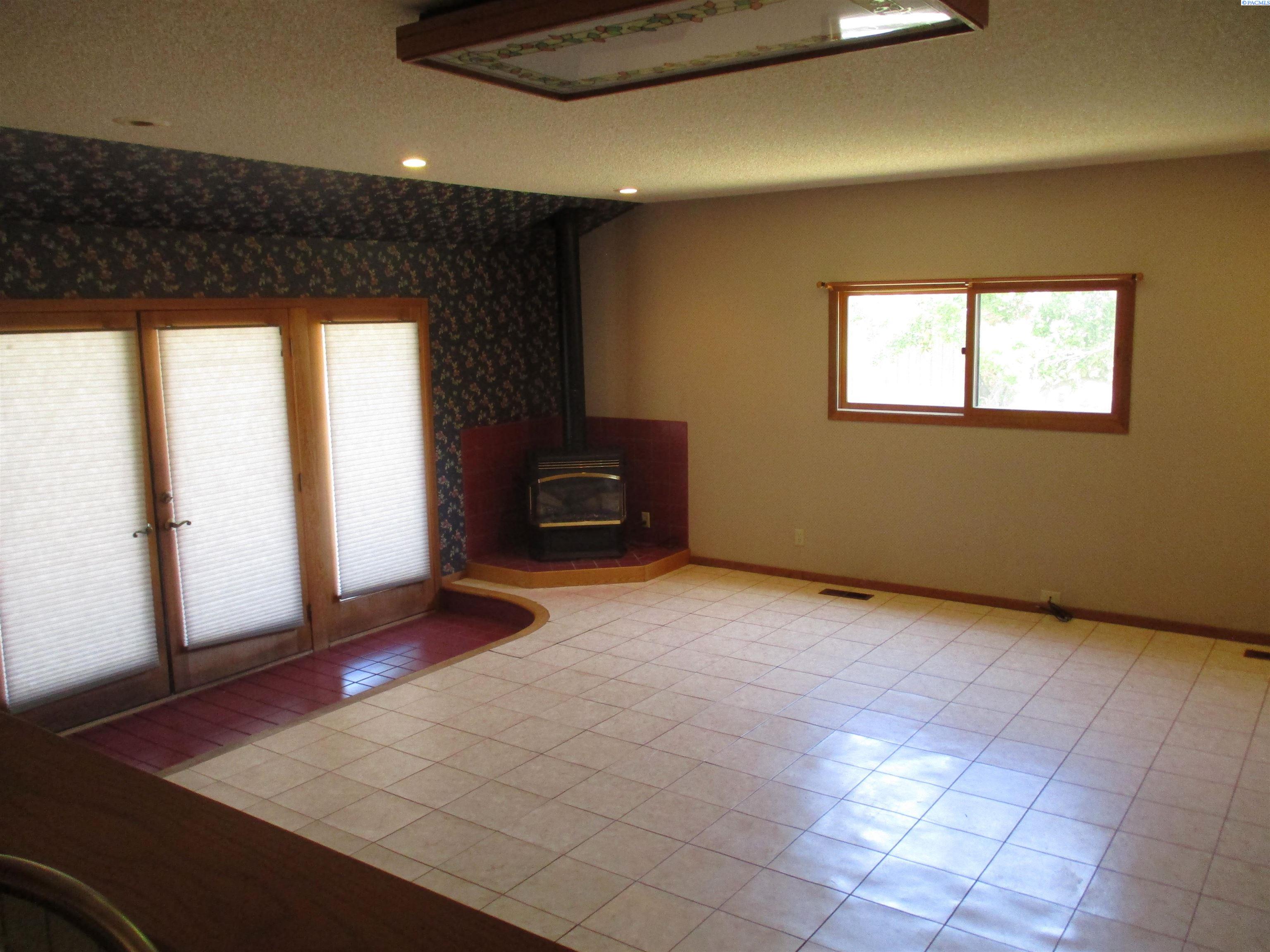 2499 Cottonwood Rd, Walla Walla, WA 99362