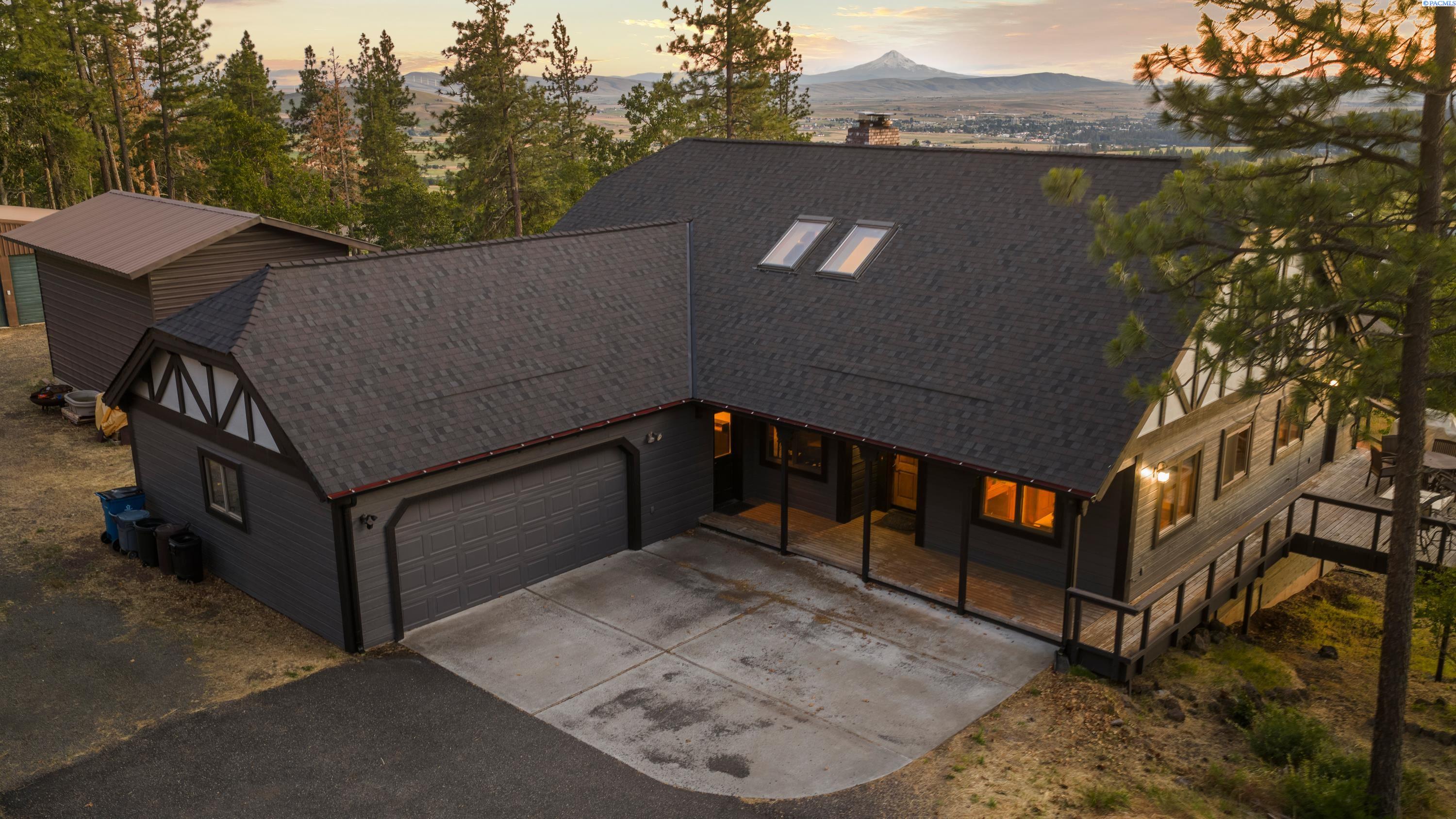 90 Adams Loop Rd, Goldendale WA 98620