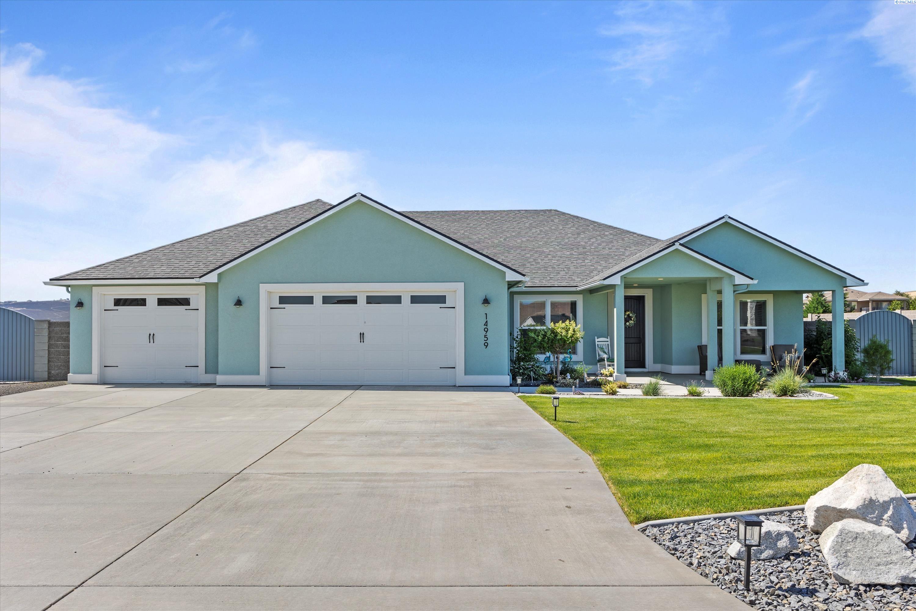 14959 Furlong Ln, Kennewick, WA 99338