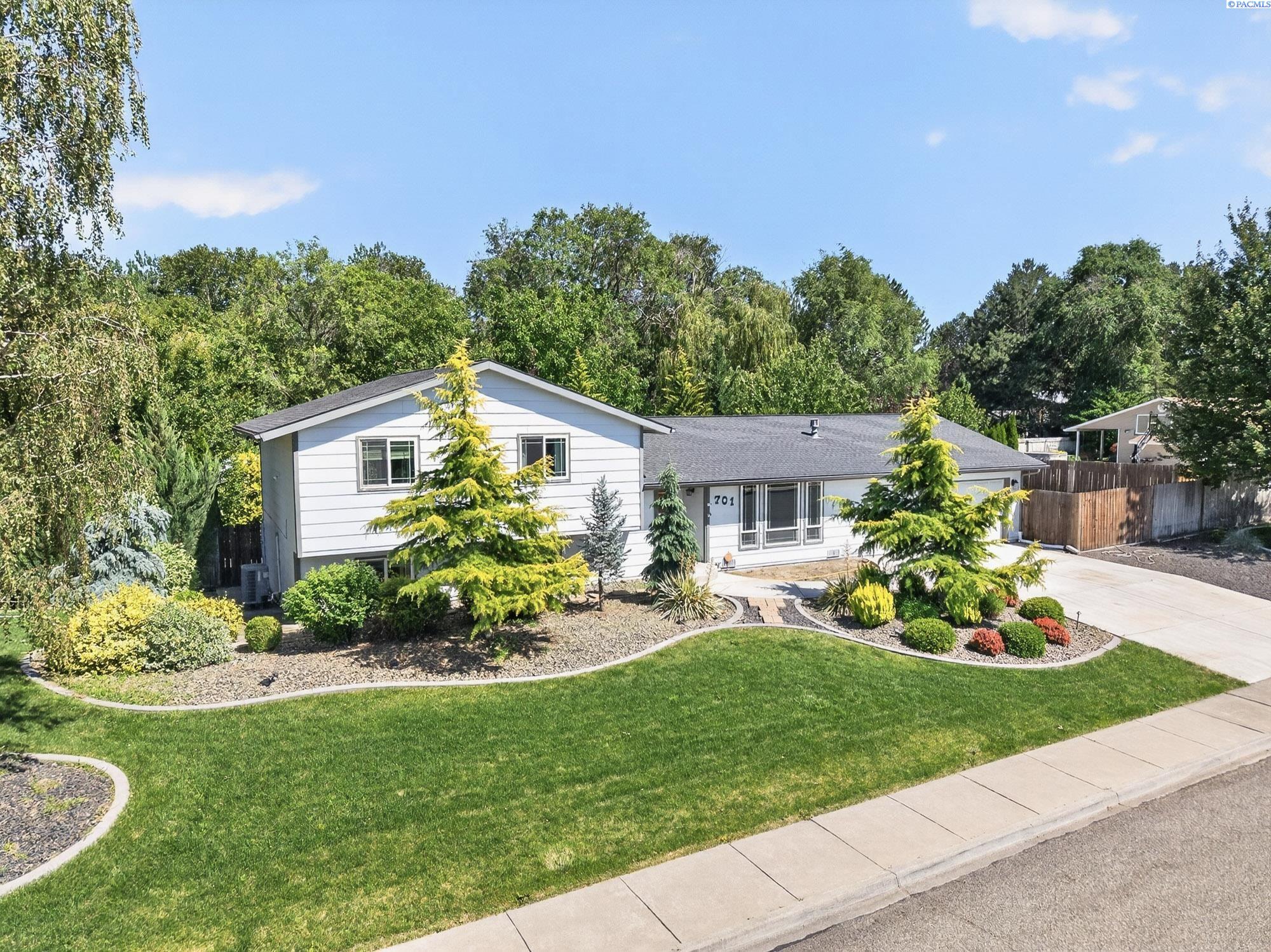 701 Penn St, Kennewick, WA 99336