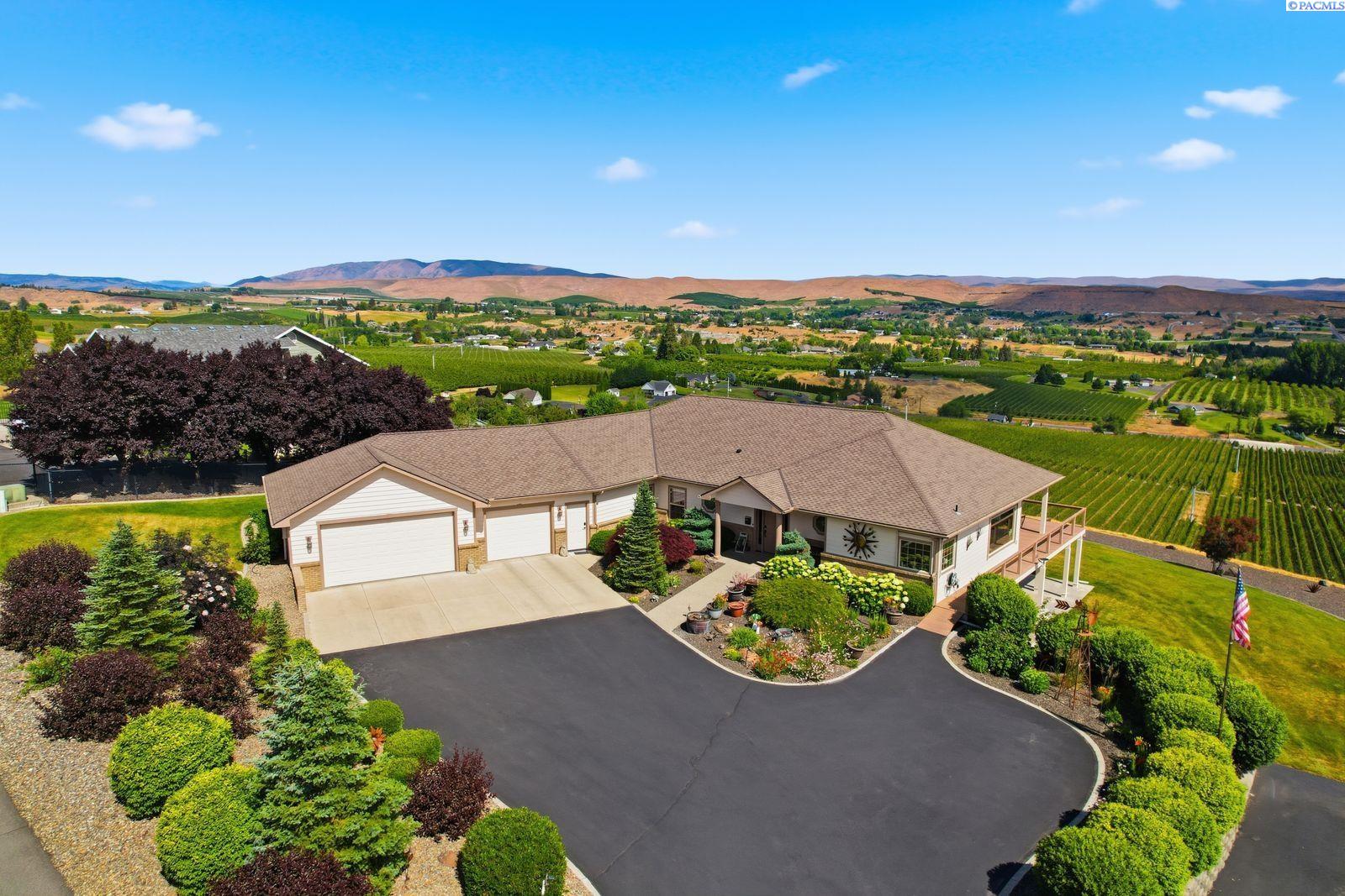332 Marisa Hill Drive, Selah WA 98942