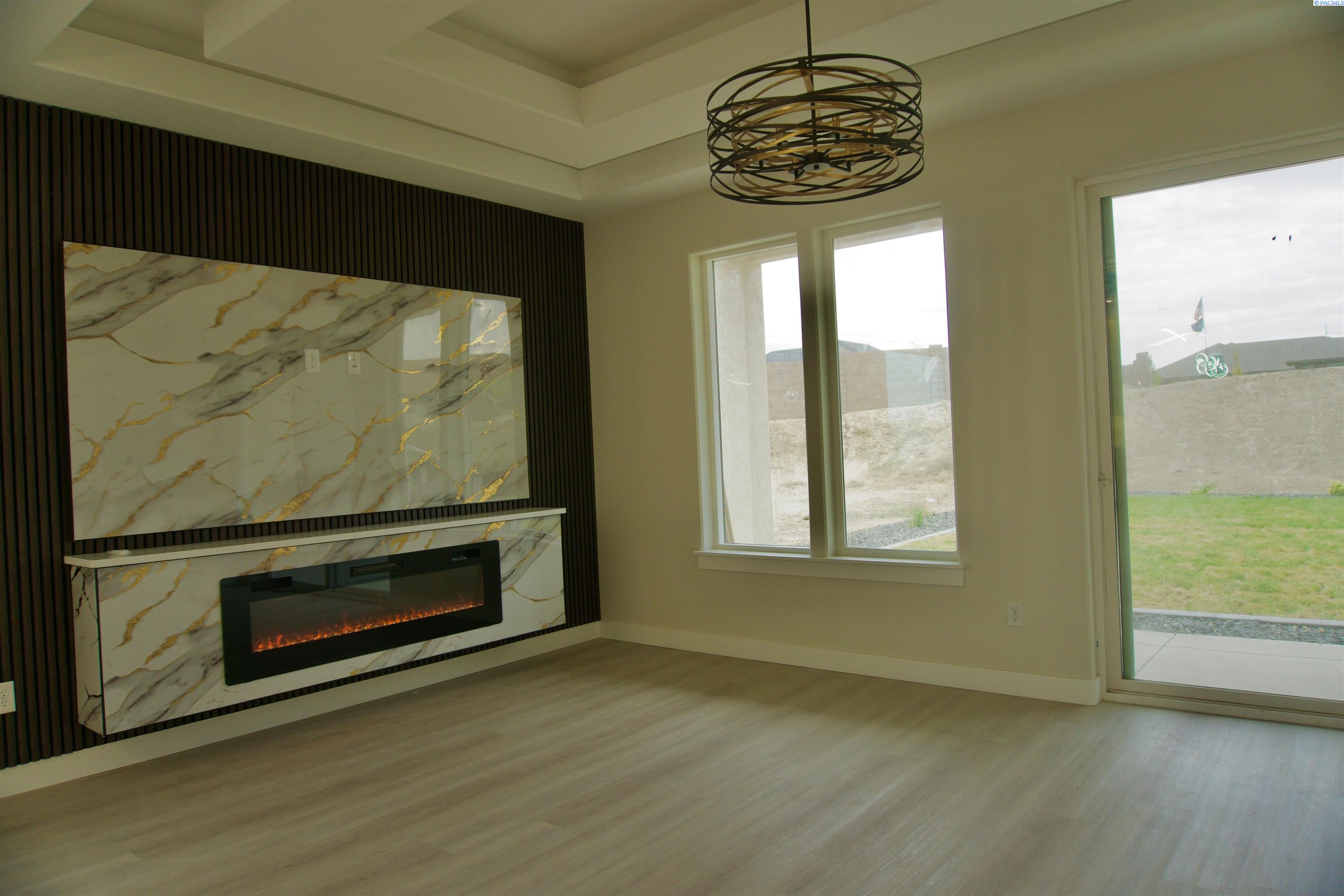 3467 Allison Way, West Richland, WA 99354