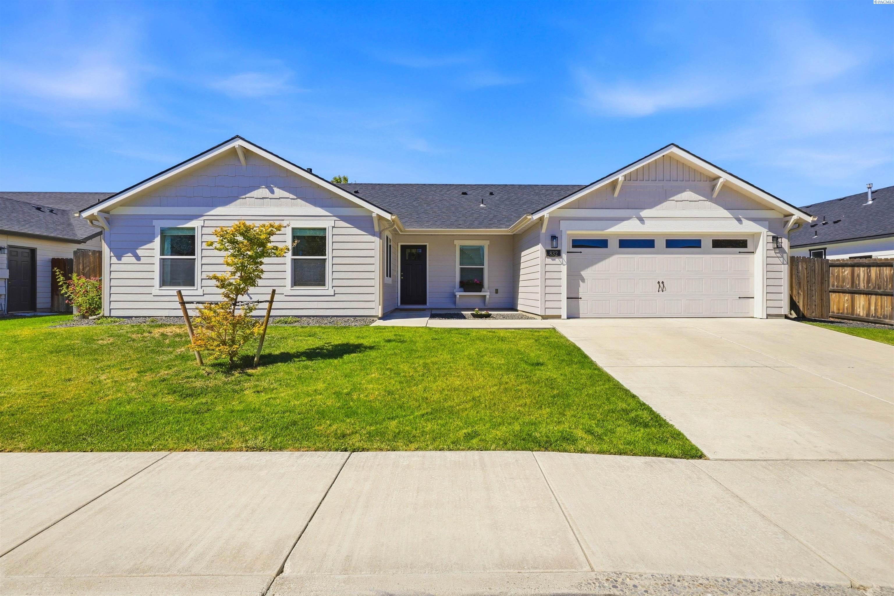 832 29th Pl, Kennewick, WA 99337