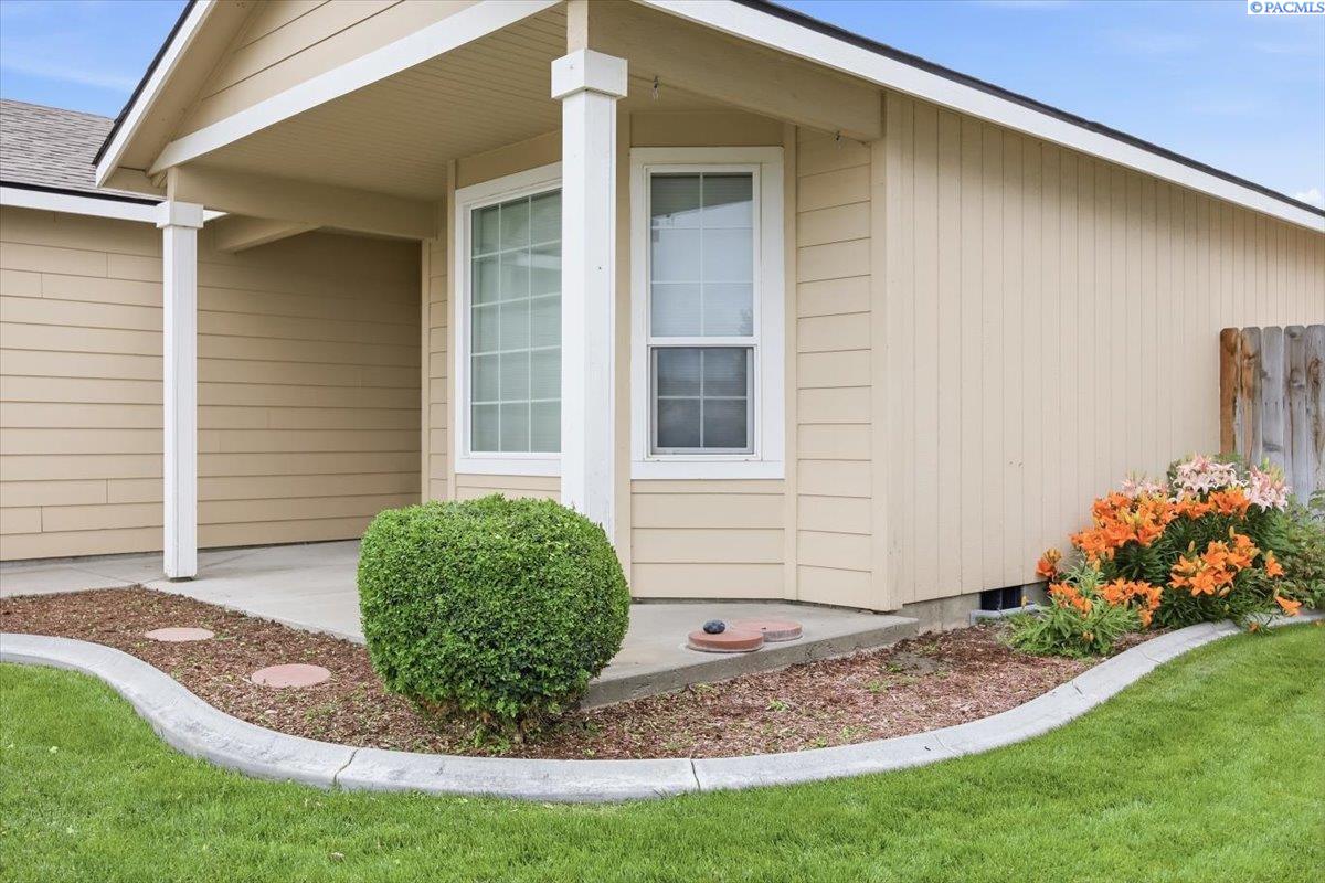 5512 Coolidge Ct, Pasco, WA 99301