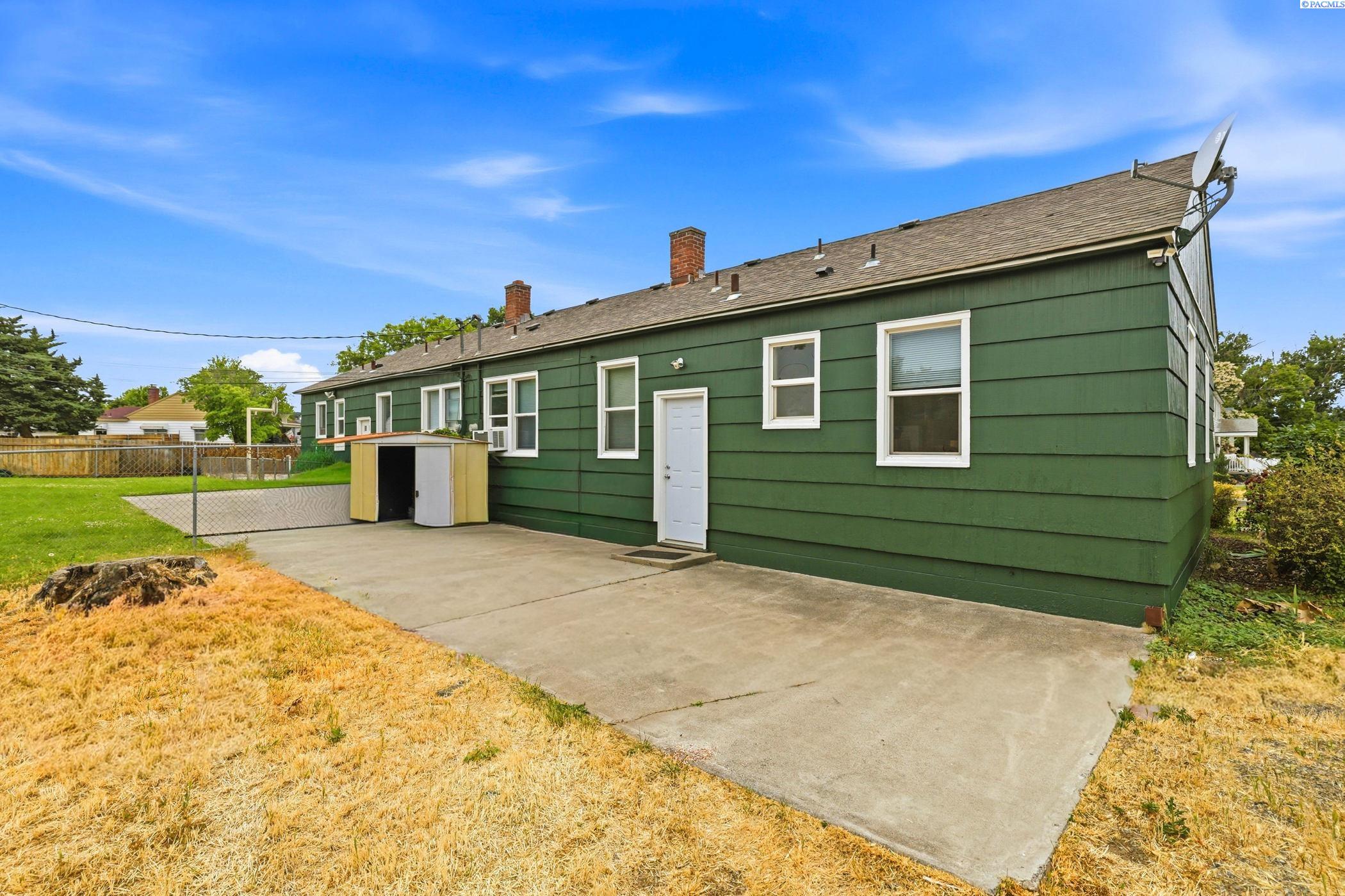 326-328 Douglass Ave, Richland, WA 99352