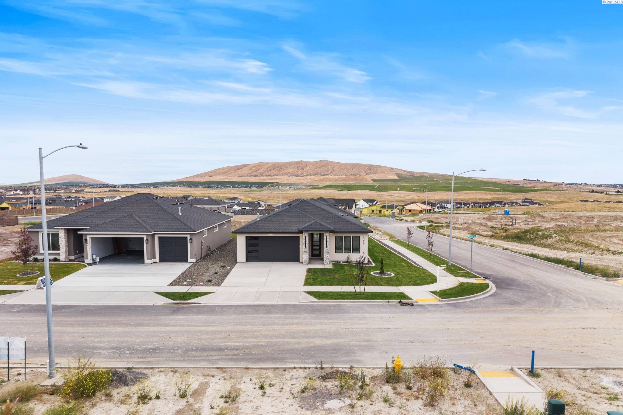 3378 Allison Way, Richland, WA 99352