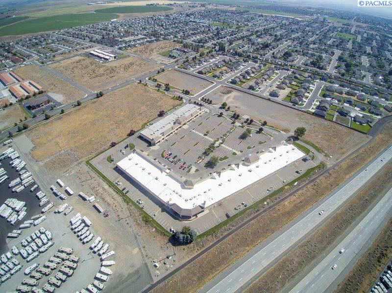 5226 Outlet Dr, Pasco, WA 99301