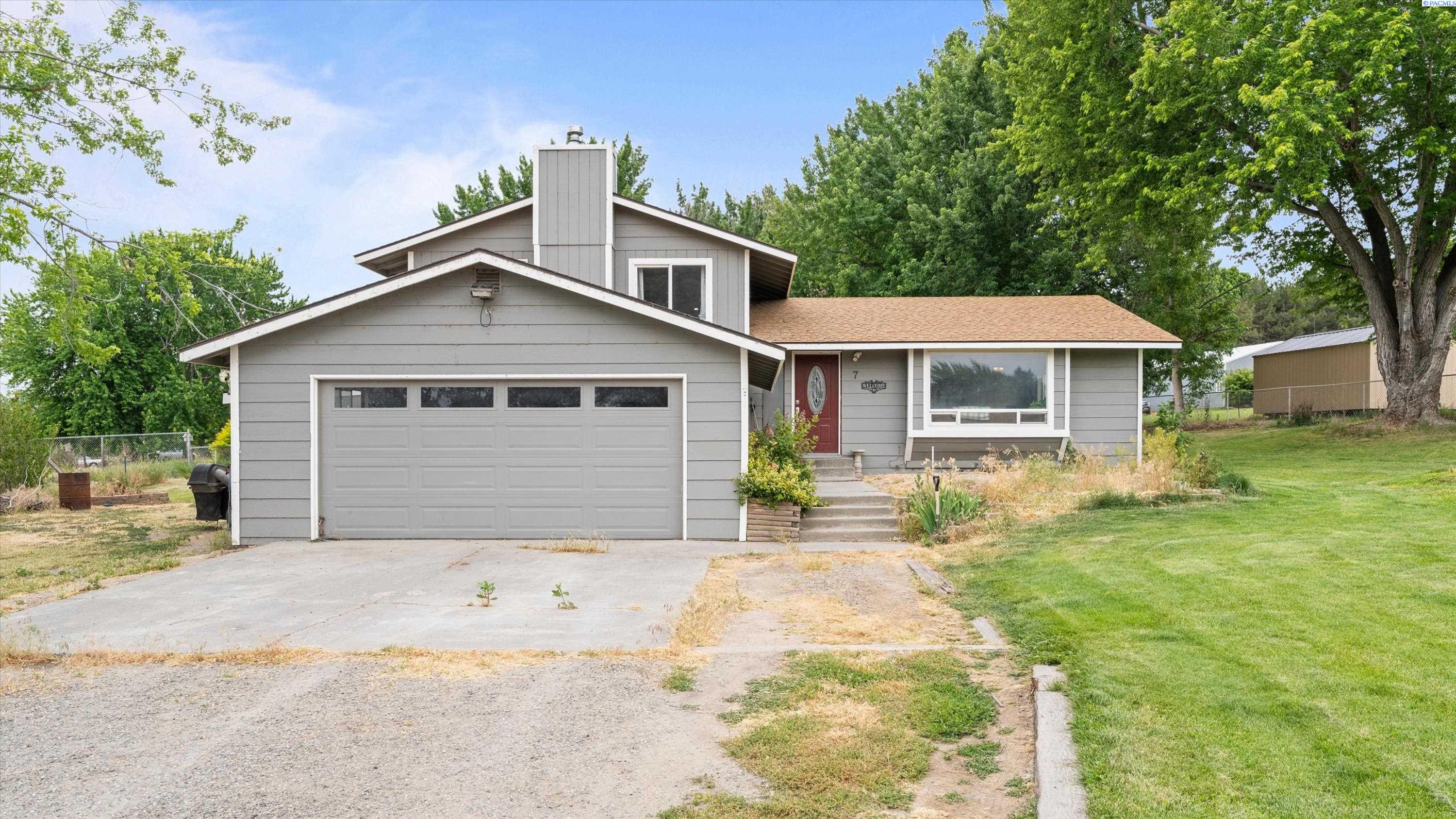 7 Wagon Wheel Pr Nw, Benton City, WA 99320