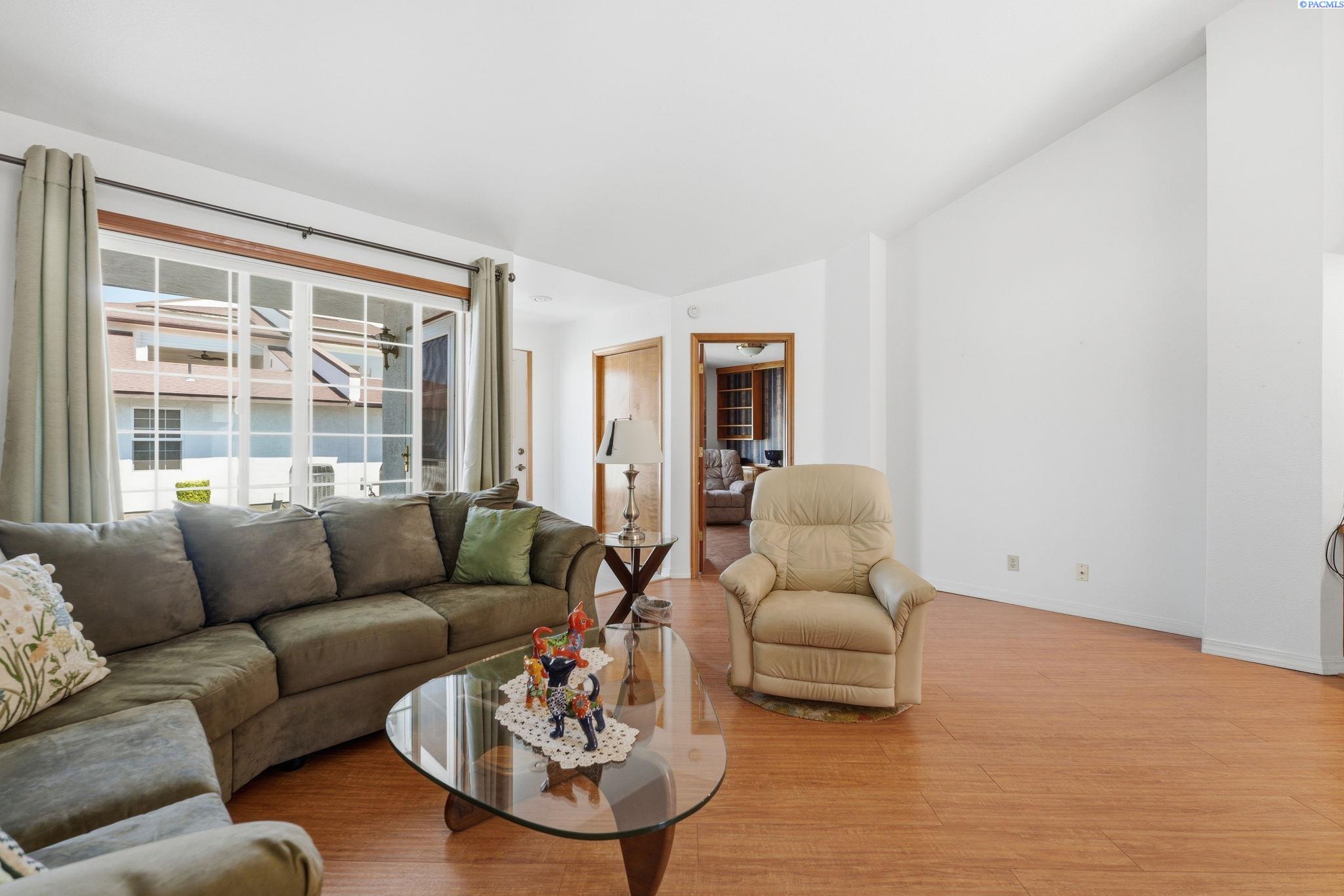 511 Barber Ct, Richland, WA 99352