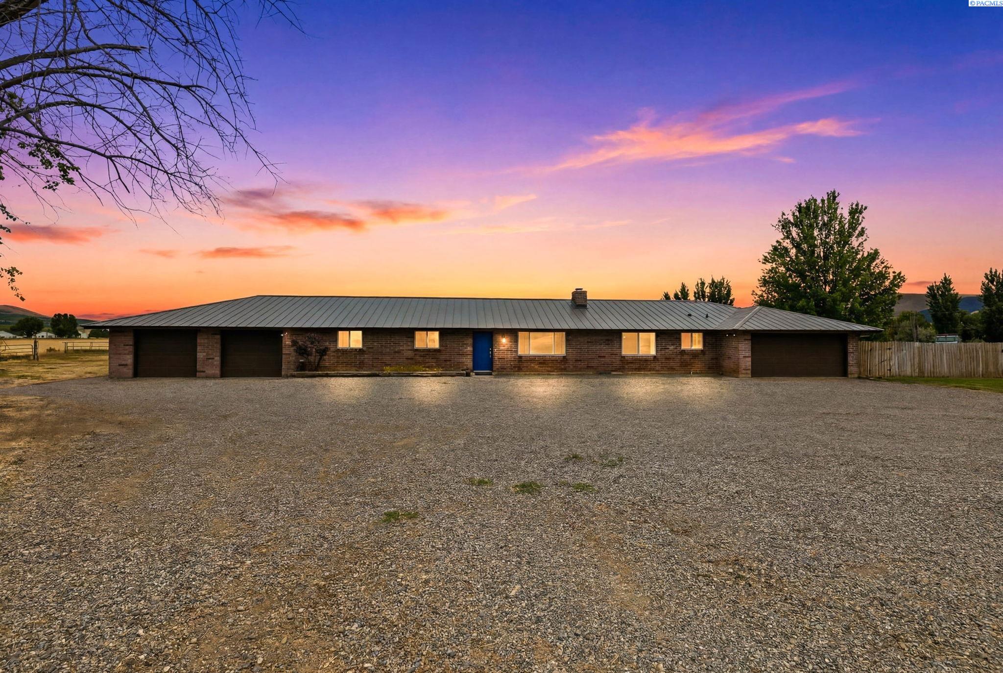 52005 Whan , Benton City, WA 99320