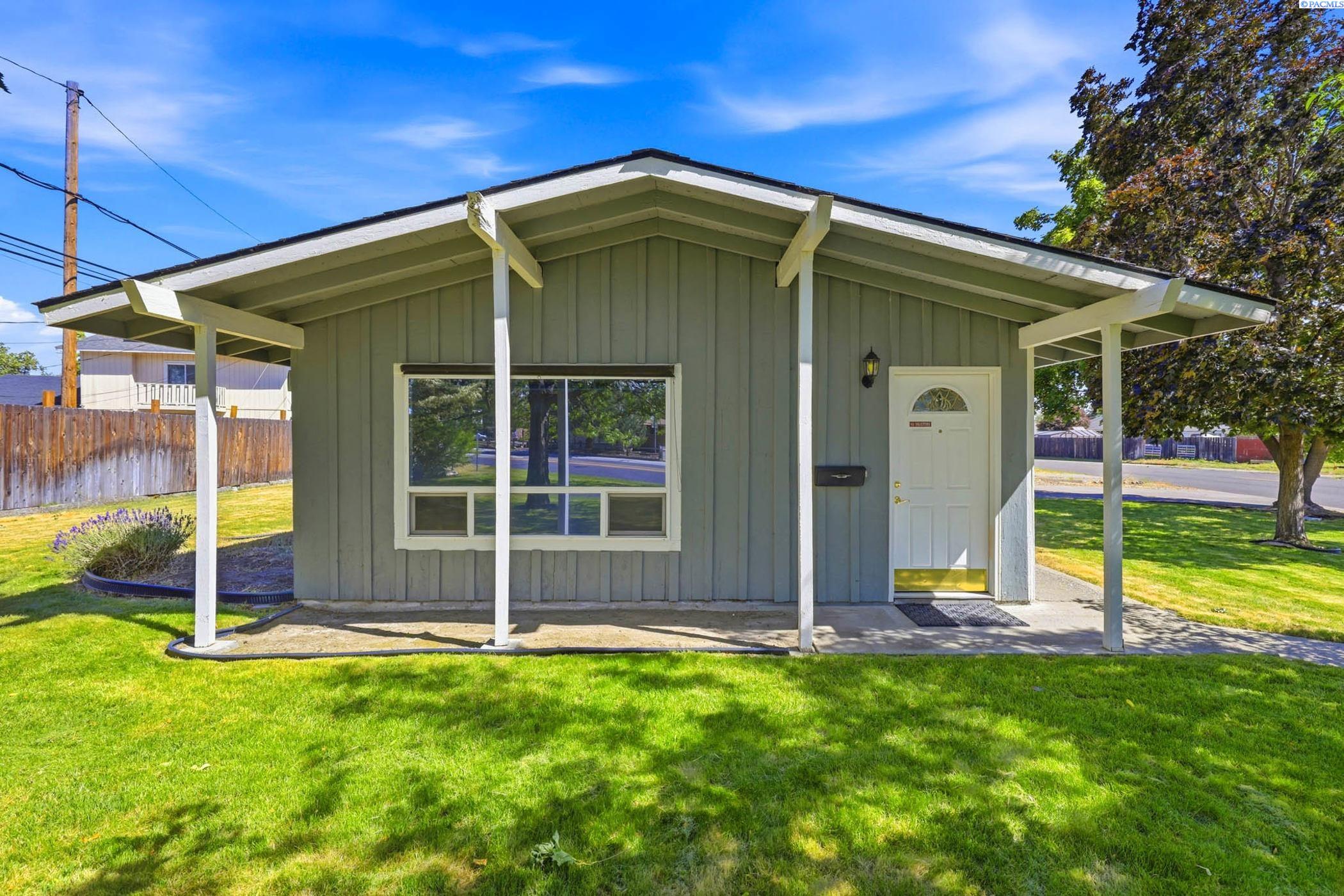 394 Wright Ave, Richland, WA 99352