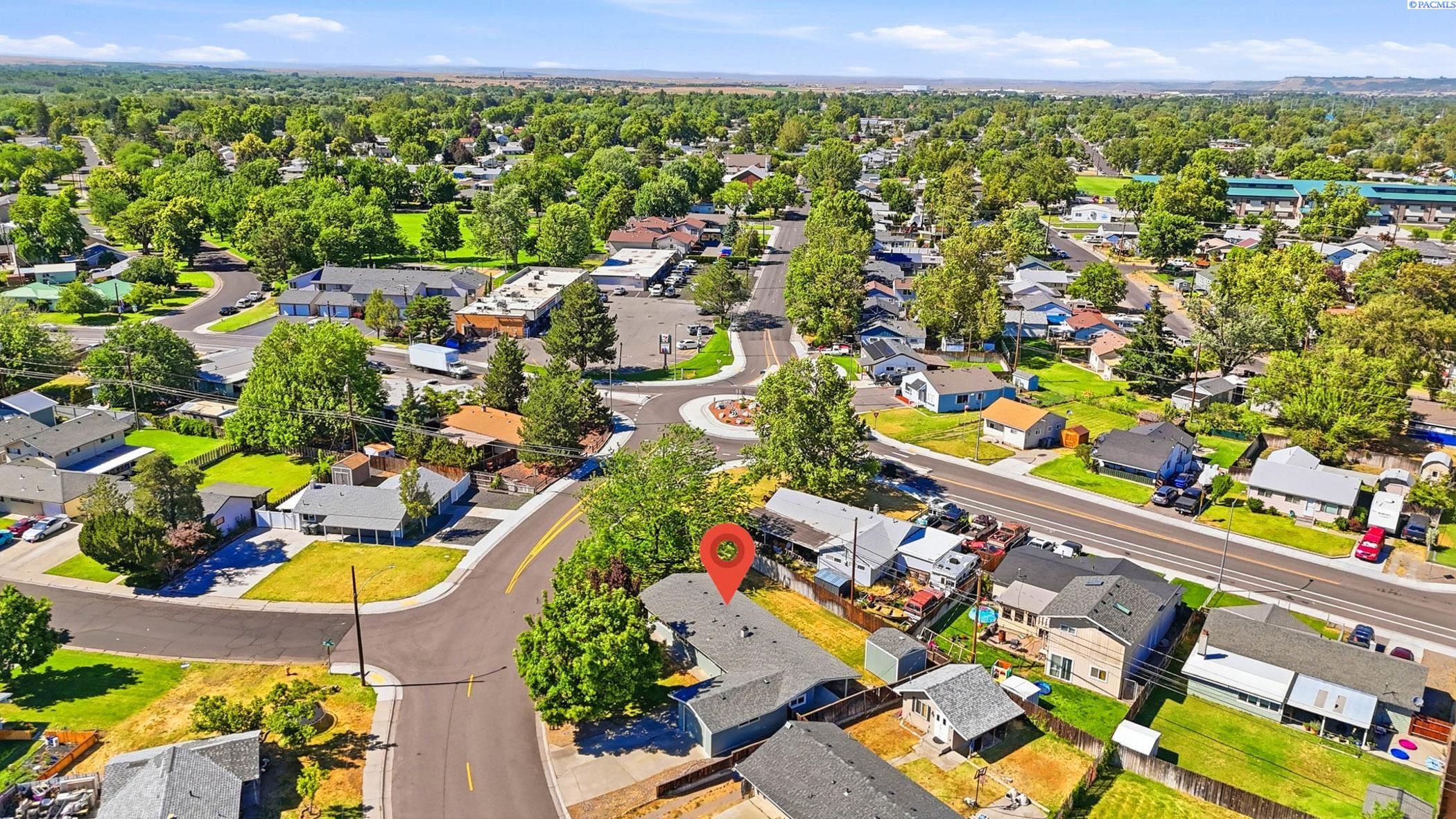 394 Wright Ave, Richland, WA 99352