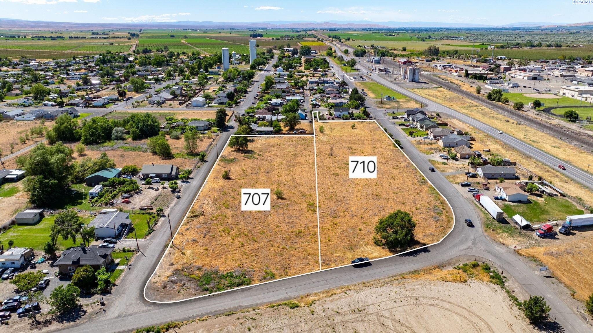 707 Fern St, Mabton WA 98935