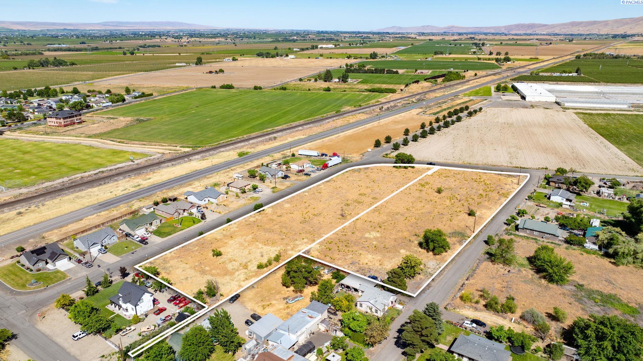 5th image of 707 Fern St, Mabton, WA 98935 | MLS# 293732