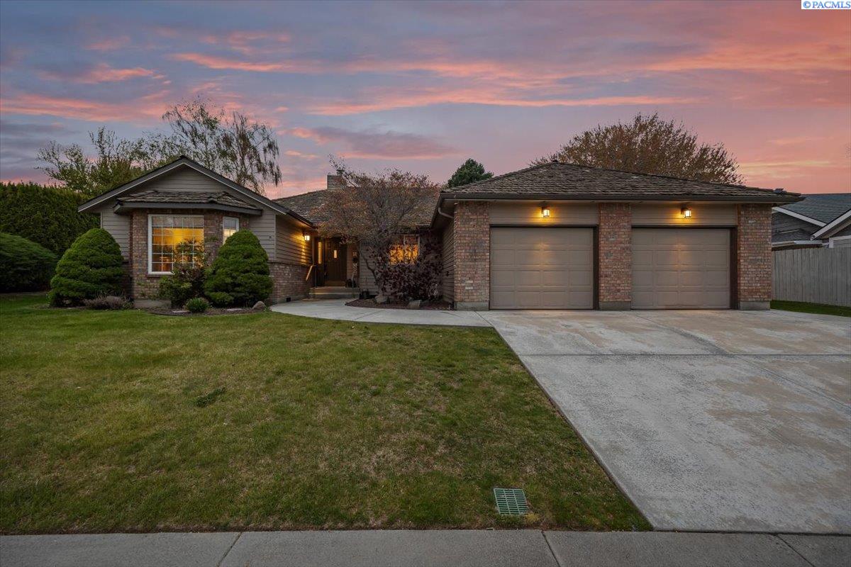 2922 Ledbetter Pl, Kennewick, WA 99337