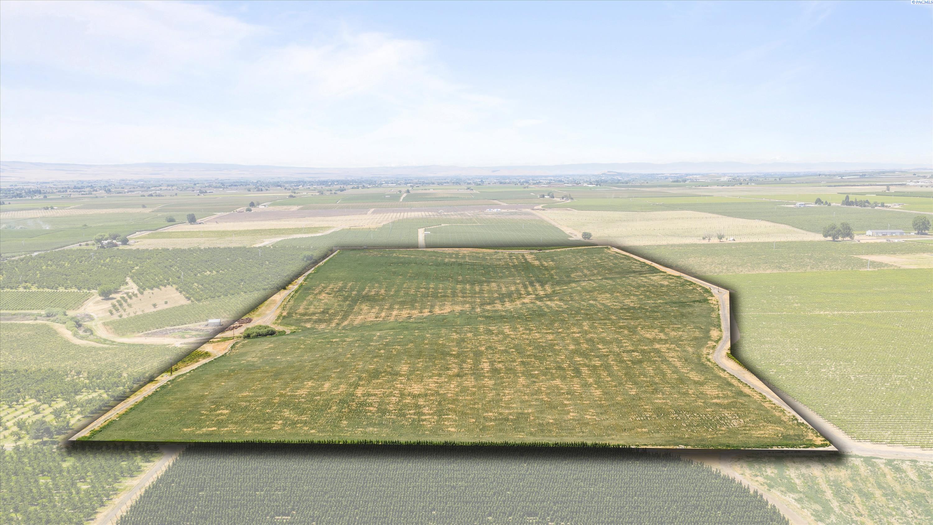 1000 Nka Gap Rd, Prosser, WA 99350