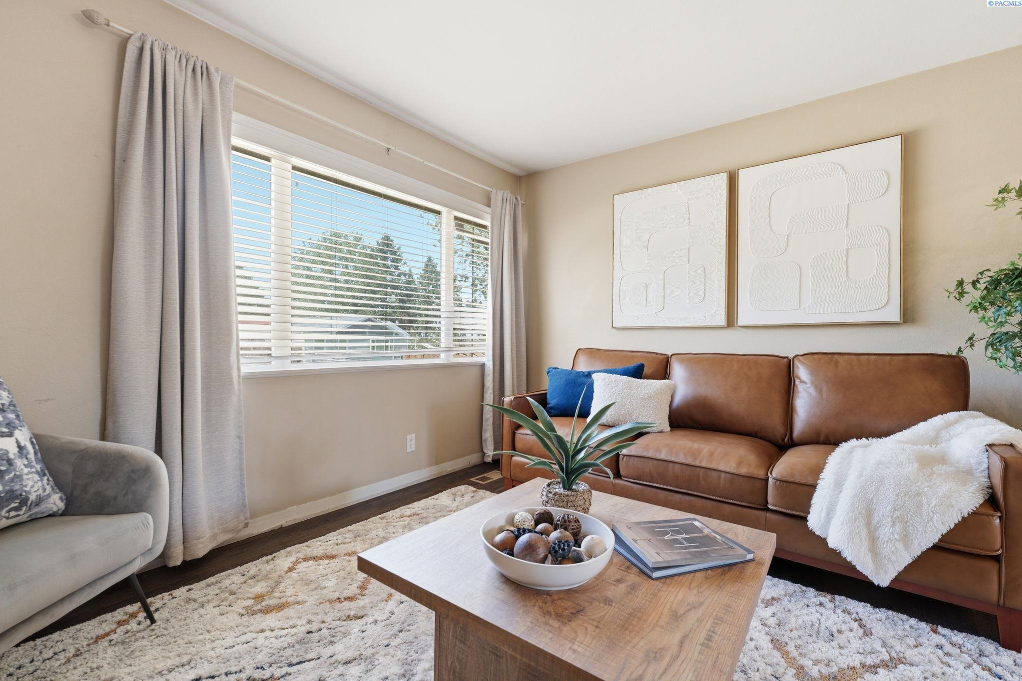 1269 Perry Loop, Kennewick, WA 99336