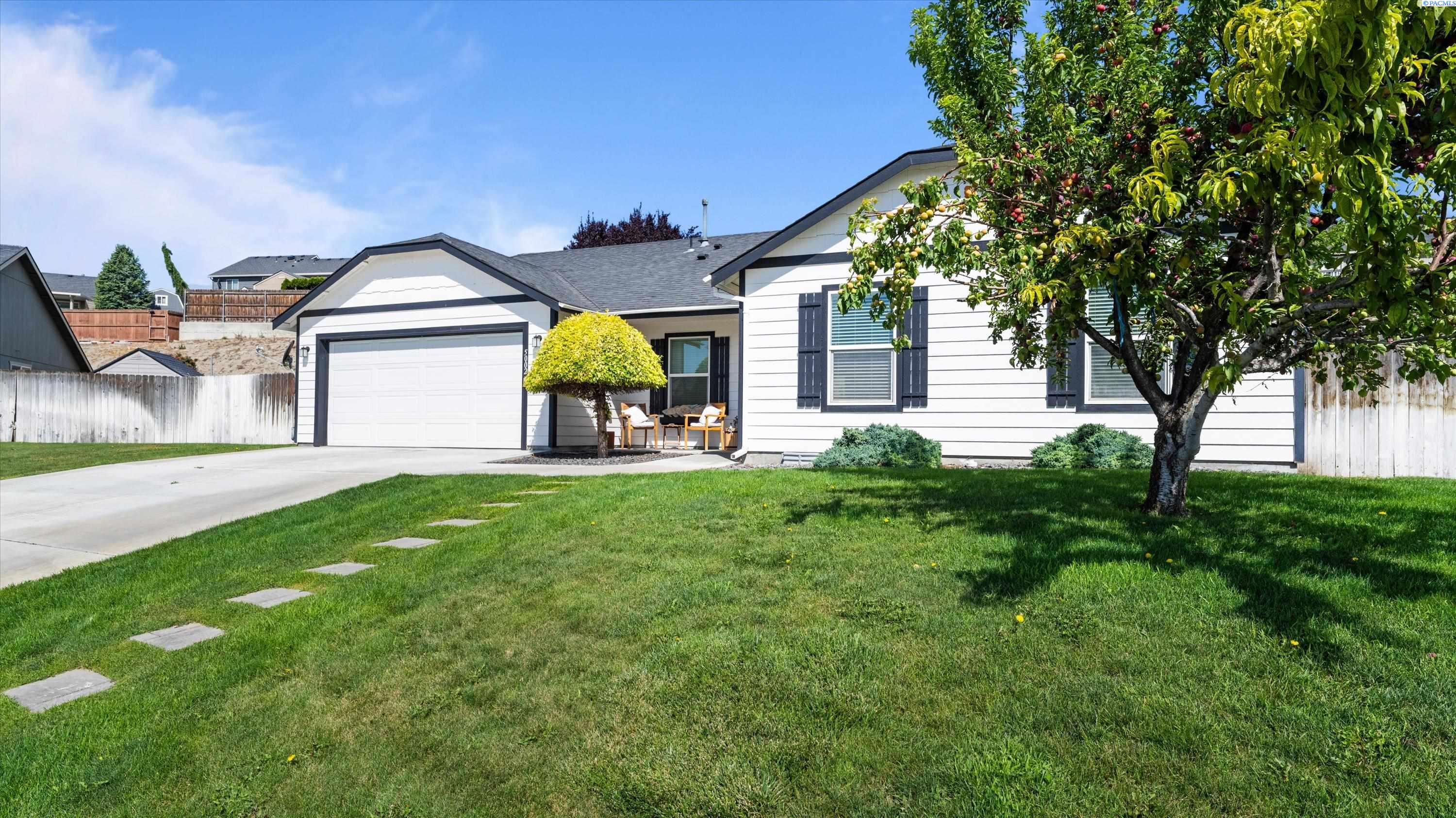 5002 Blue Sage Ln, Pasco, WA 99301