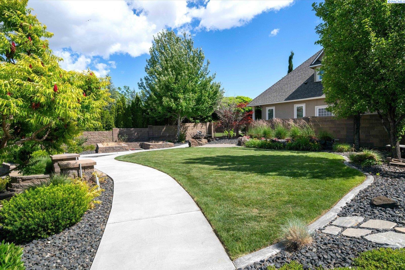 1107 Pinto Lp, Richland, WA 99352