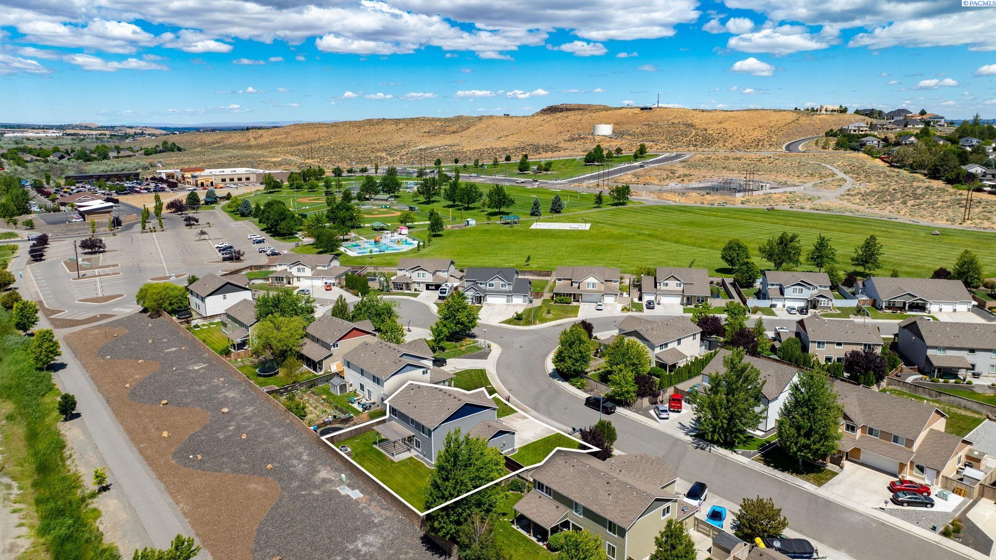 1831 Sagewood Loop, Richland, WA 99352