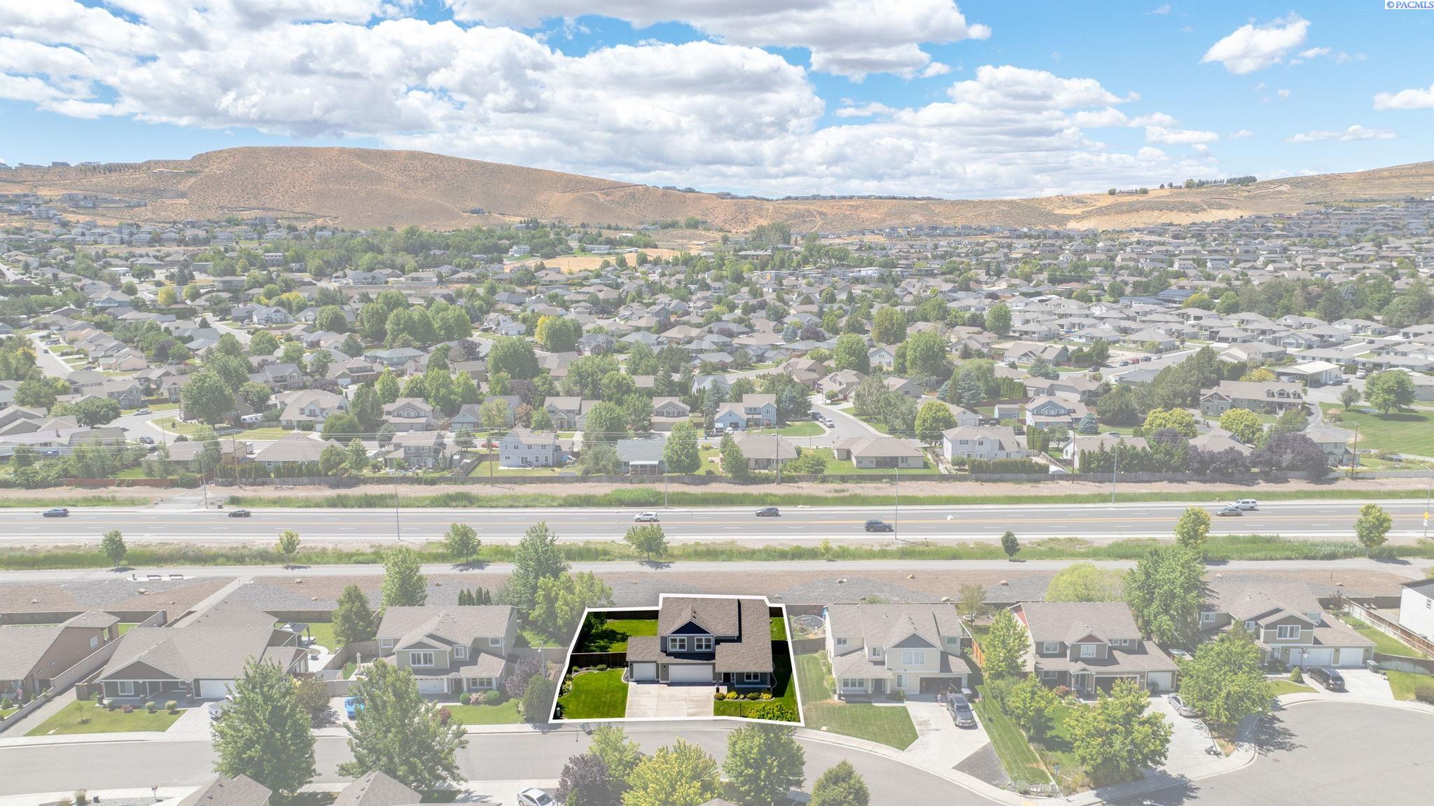 1831 Sagewood Loop, Richland, WA 99352