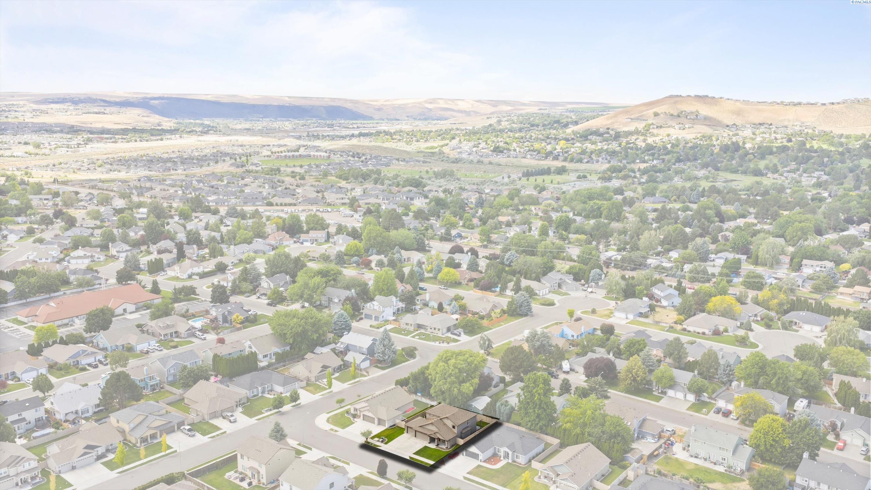 931 Oklahoma St, Kennewick, WA 99336