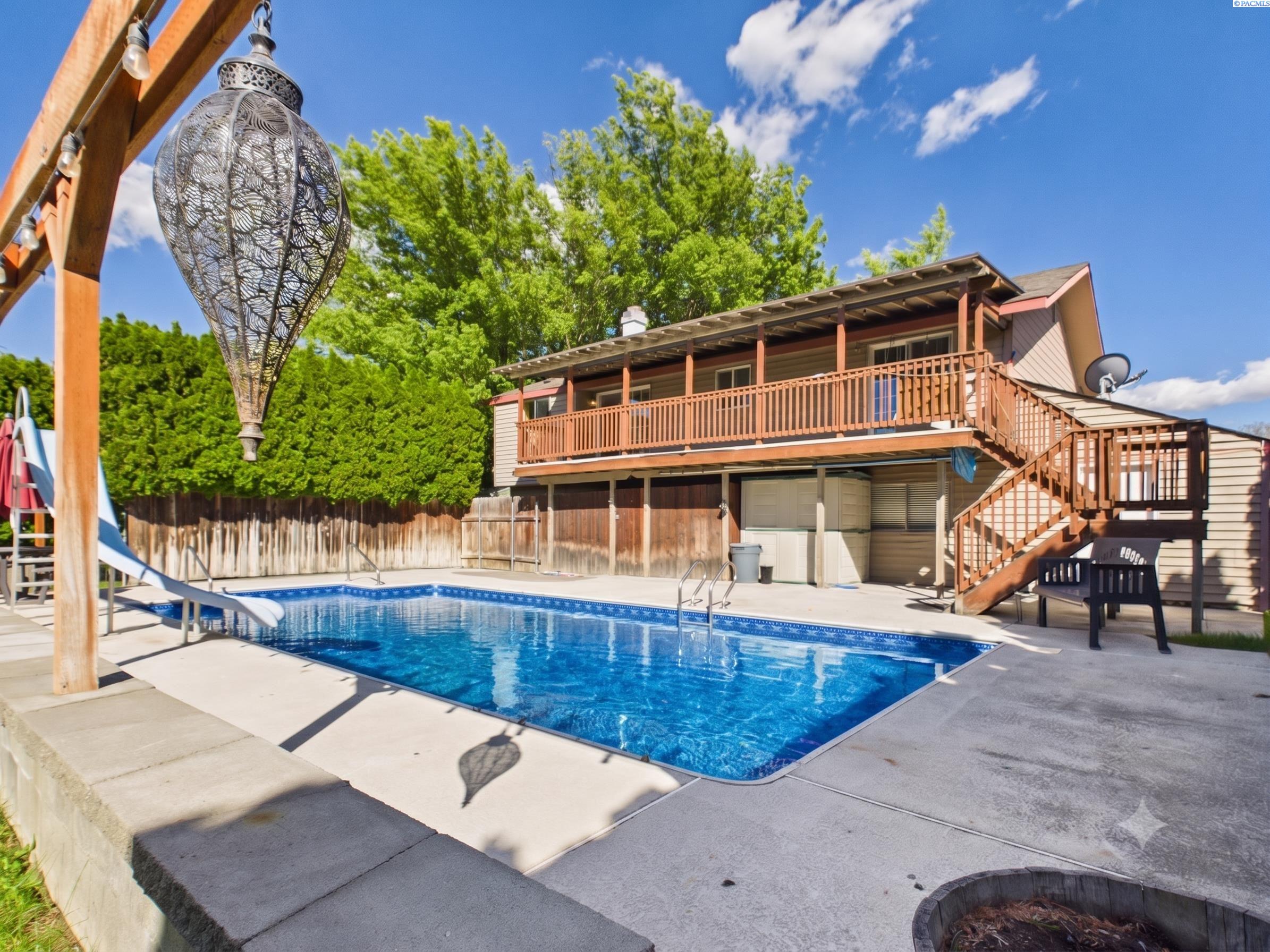 719 Louisiana Pl, Kennewick, WA 99336