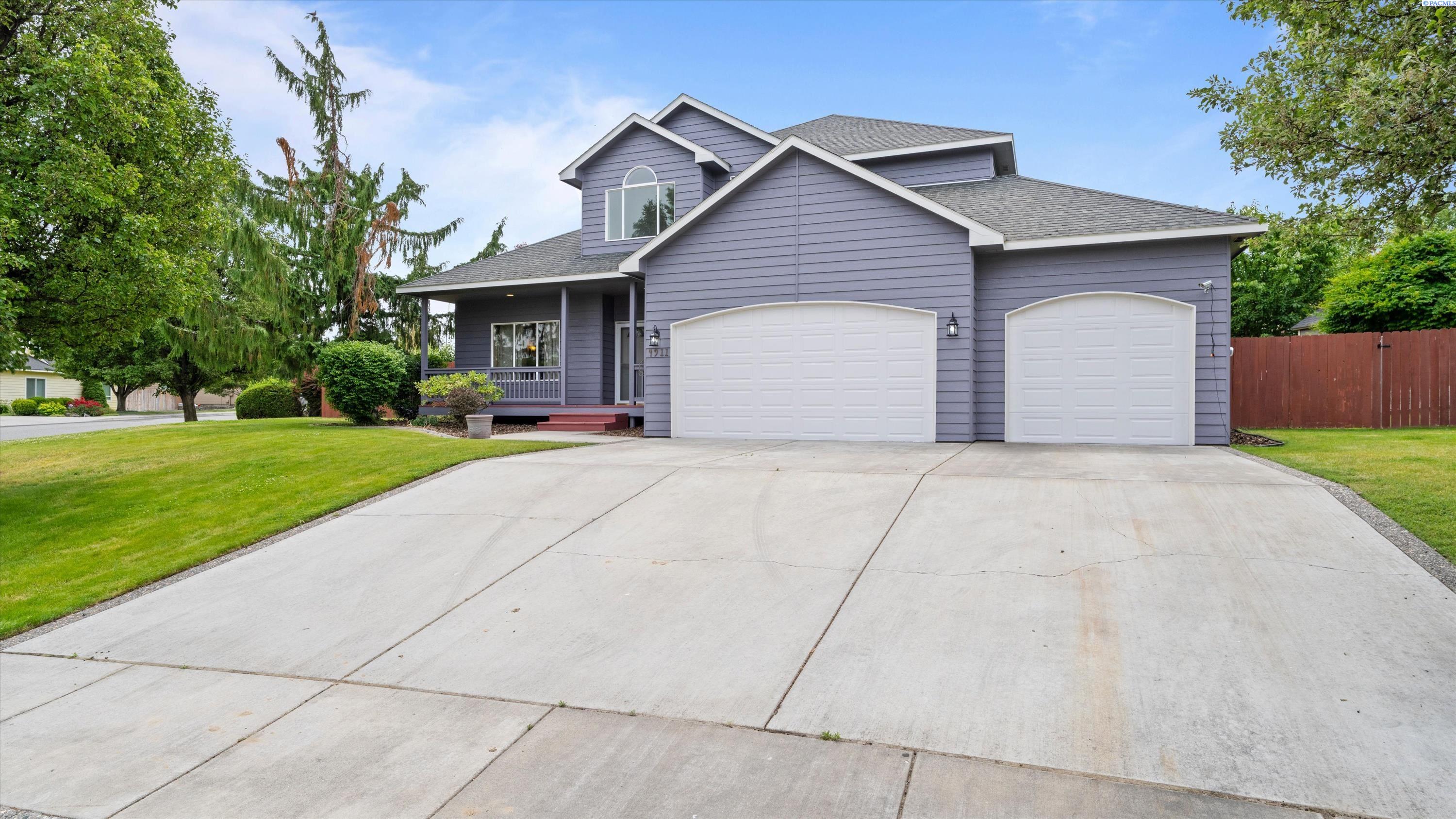 4911 Milky Way, West Richland, WA 99353