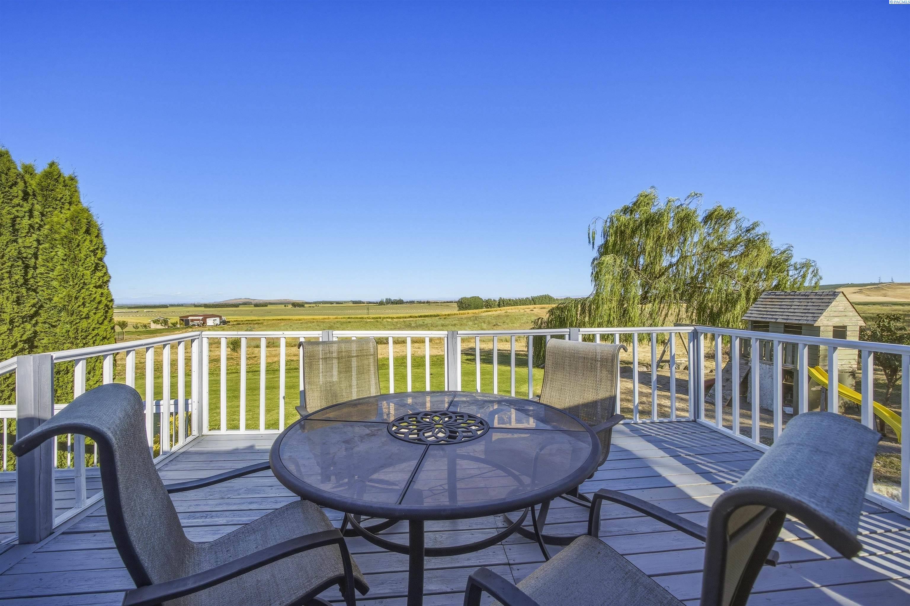 20 Daniels Rd, Prosser, WA 99350