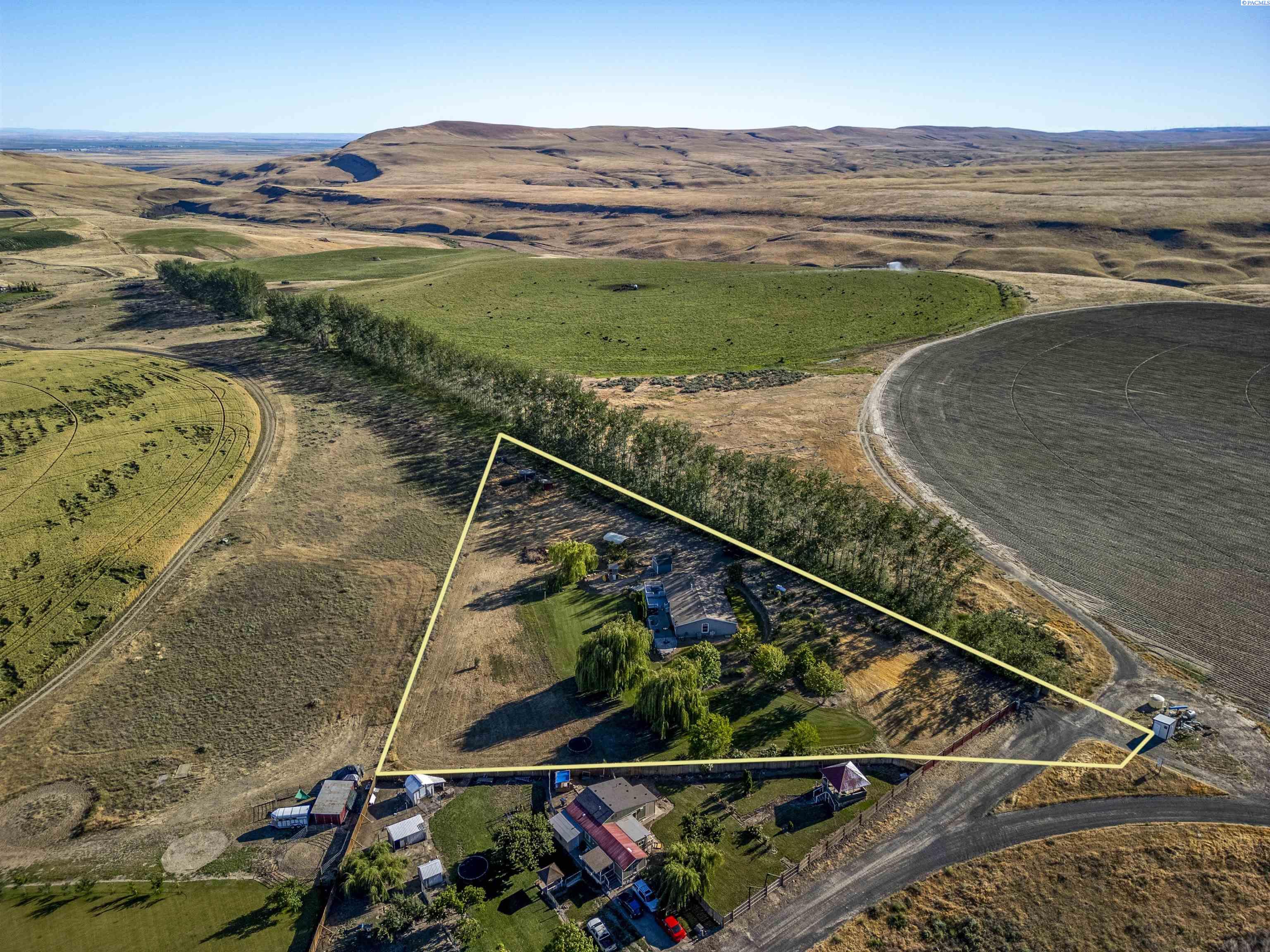 20 Daniels Rd, Prosser, WA 99350