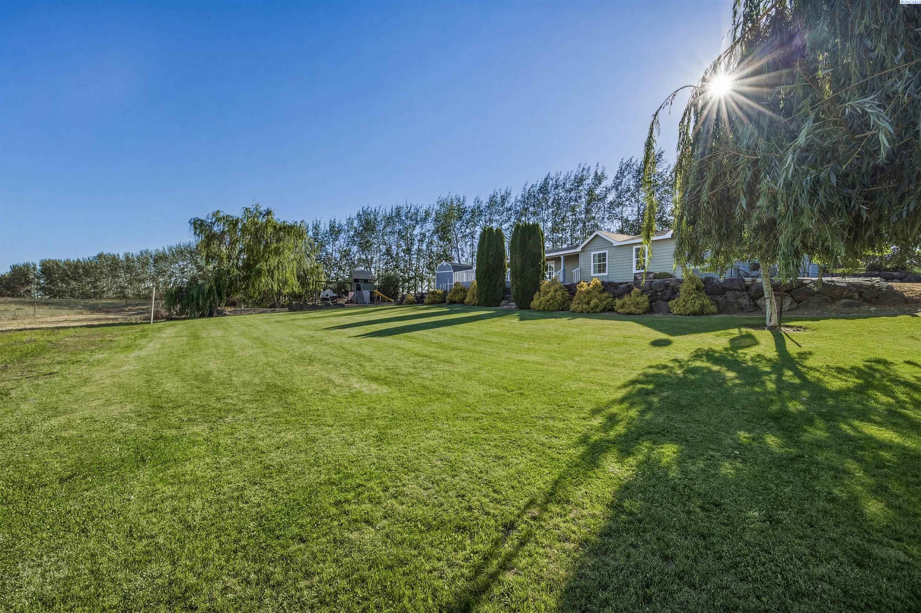 20 Daniels Rd, Prosser, WA 99350