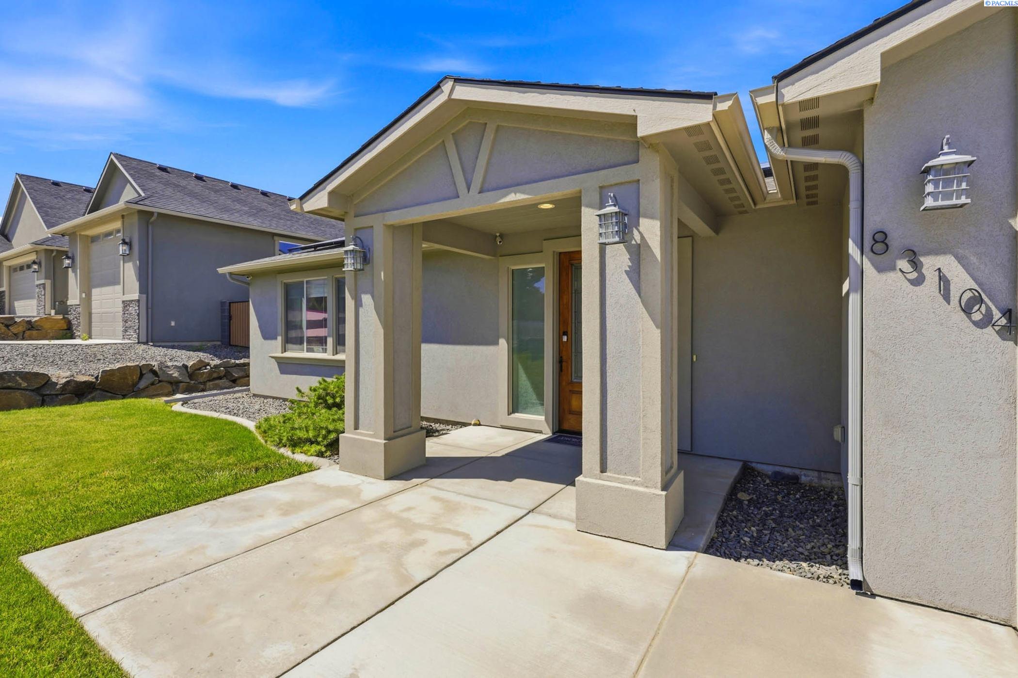 83104 Wallowa Rd, Kennewick, WA 99338