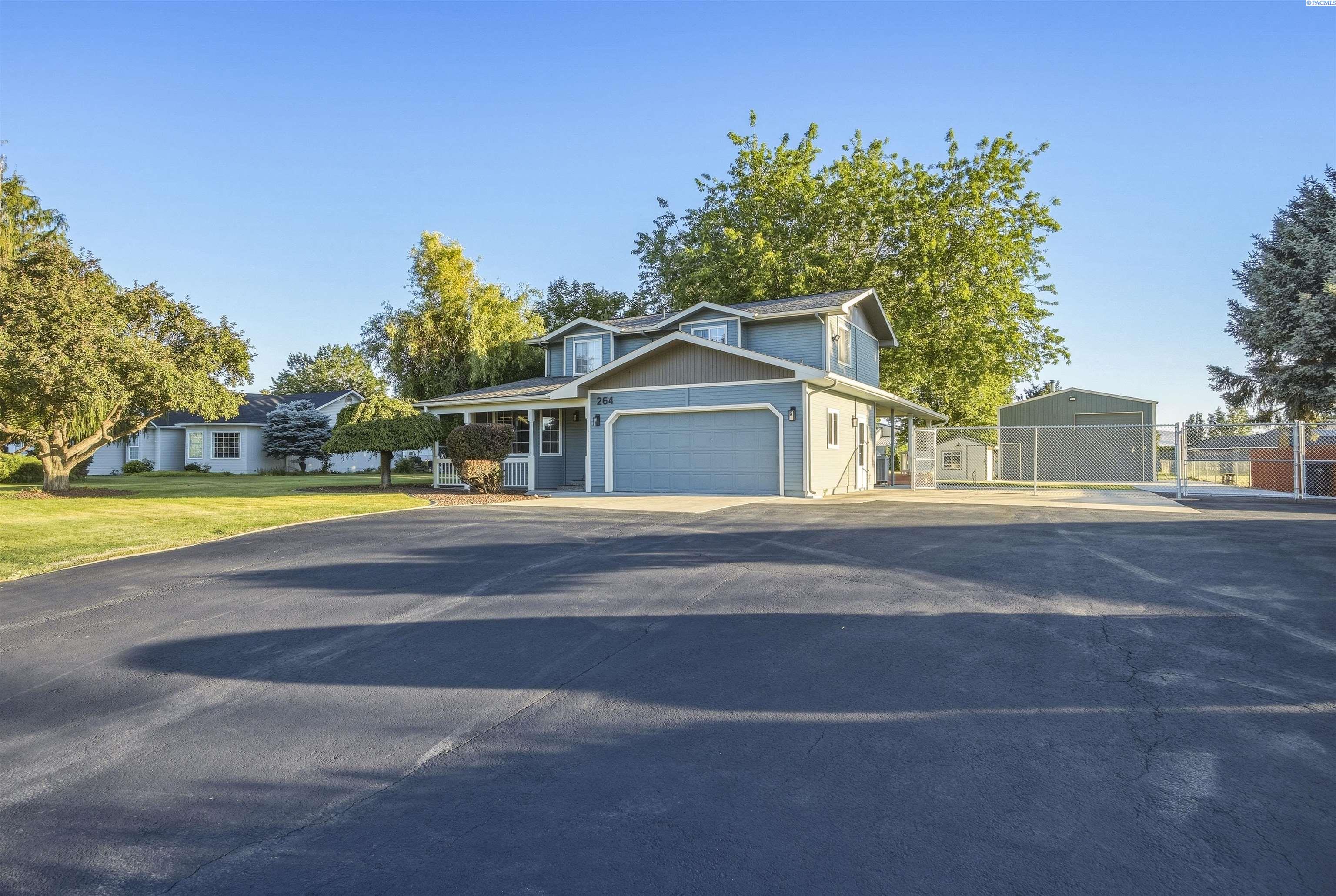 264 Merry Ln, Burbank, WA 99323
