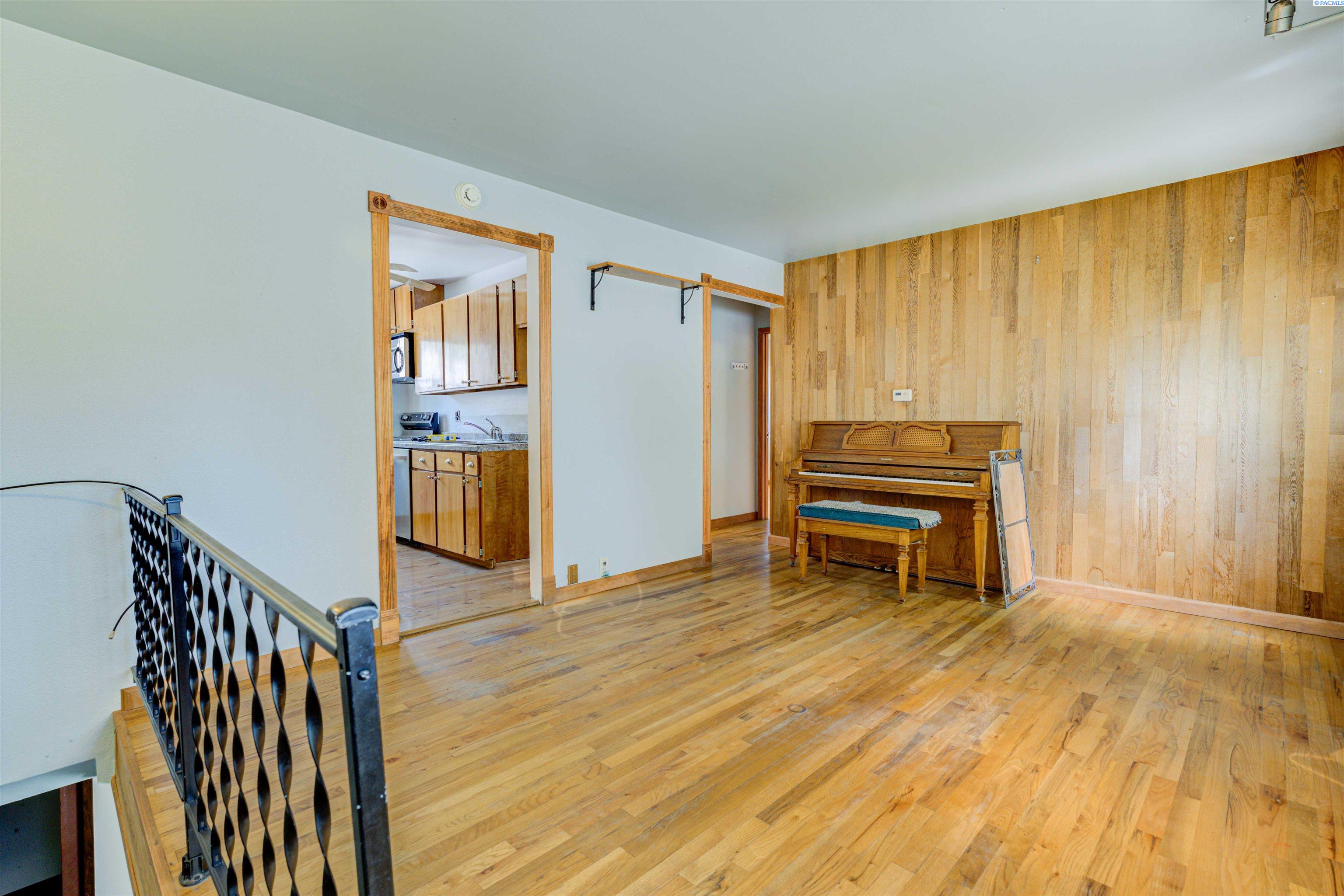 716 Coast St, Richland, WA 99354