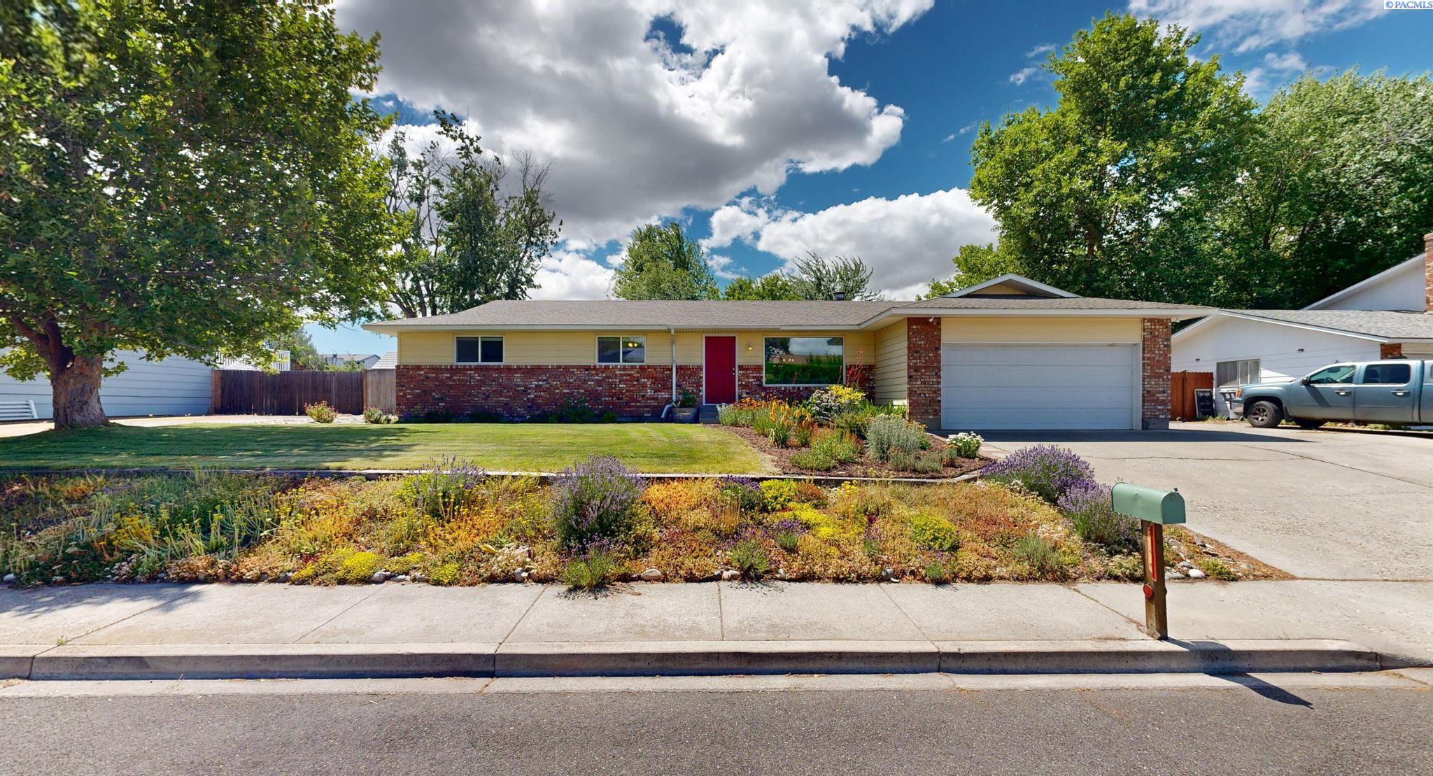 413 Spengler St, Richland, WA 99354