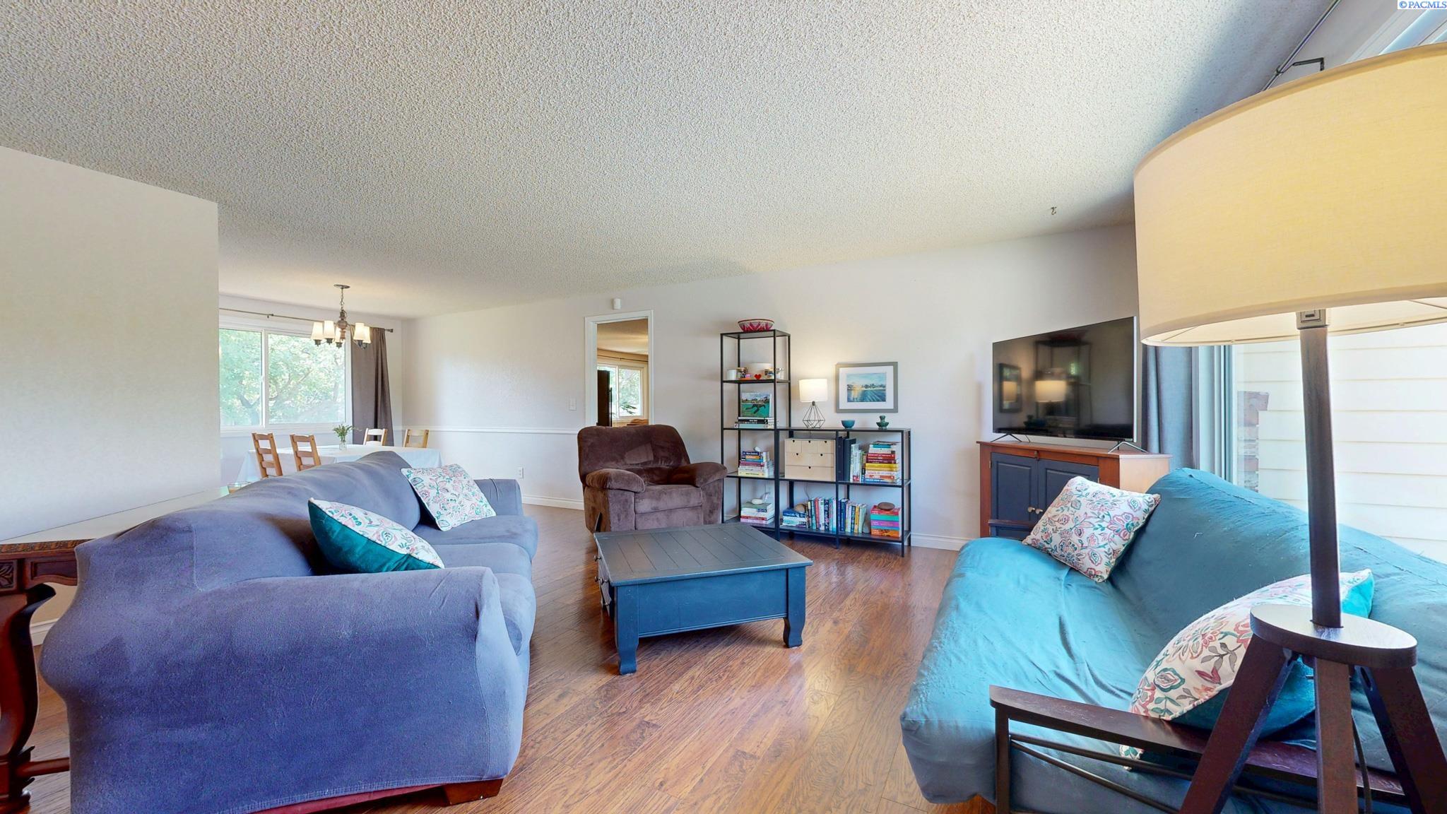 413 Spengler St, Richland, WA 99354