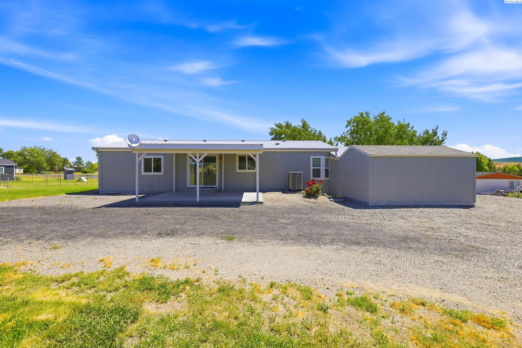 48142 Mayo Loop, Benton City, WA 99320