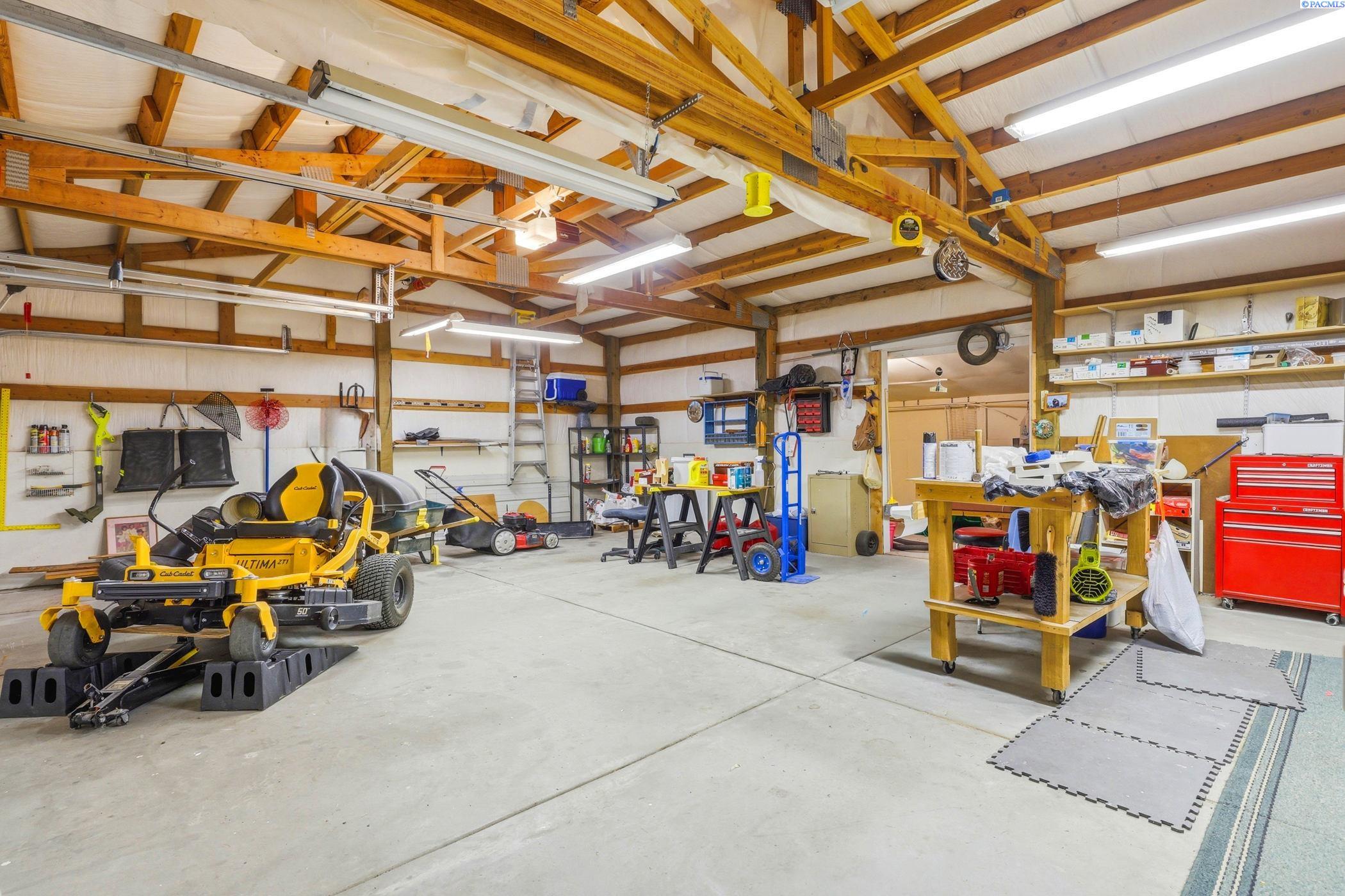 48142 Mayo Loop, Benton City, WA 99320