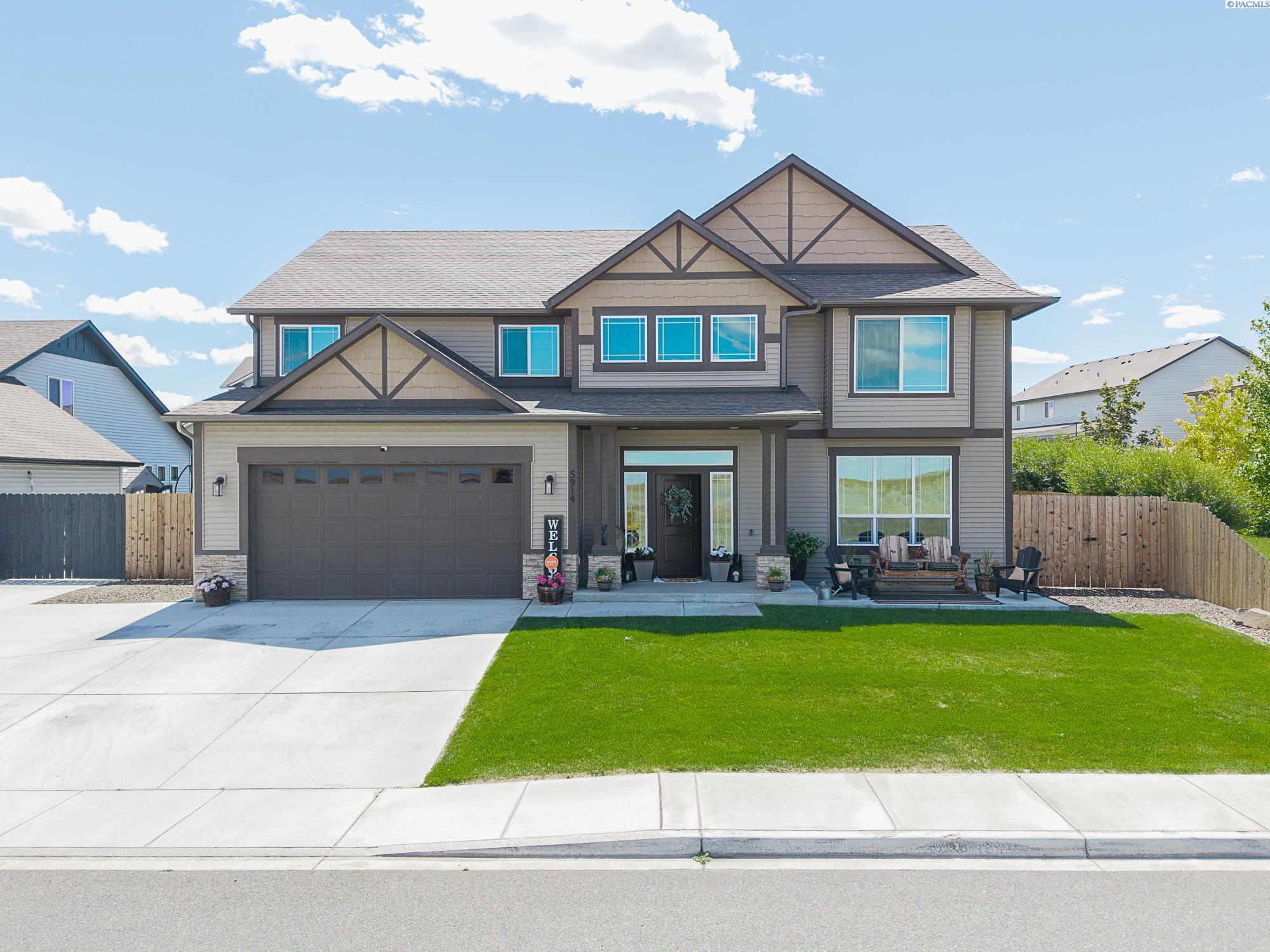 5914 Nauvoo Ln, Pasco, WA 99301