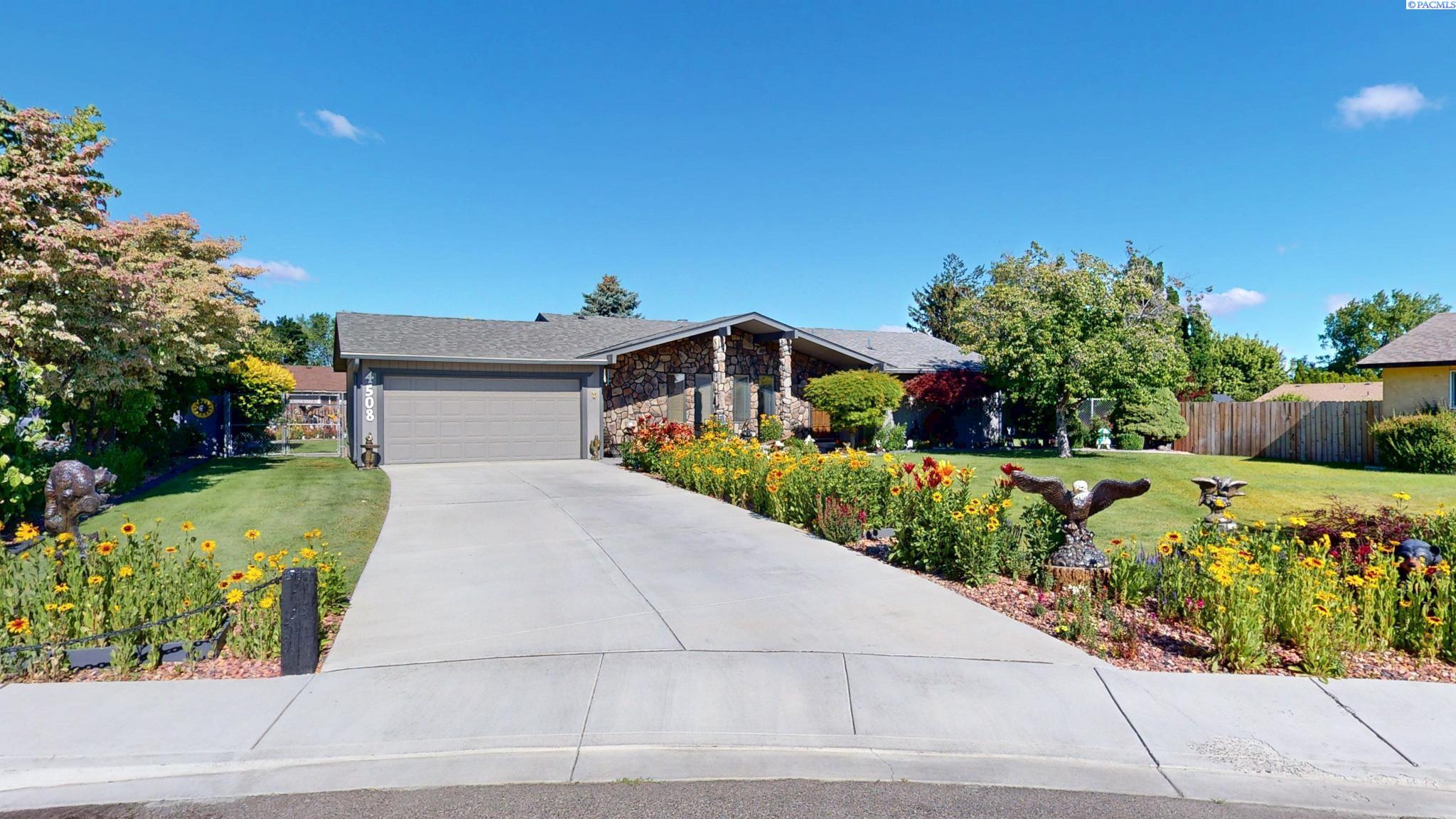 4508 5th Ave, Kennewick, WA 99336